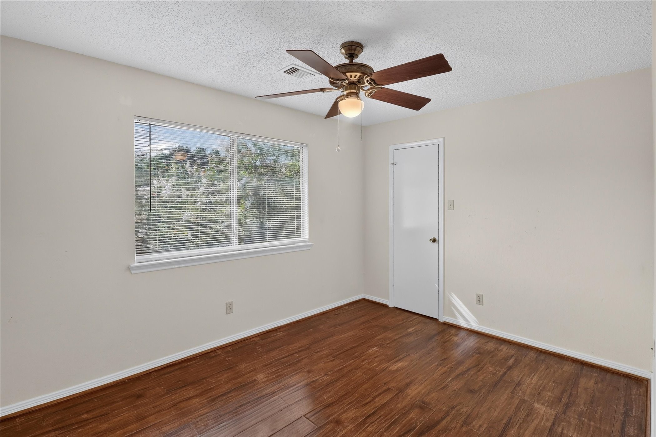 4614 Sunshine Drive Property Photo 30