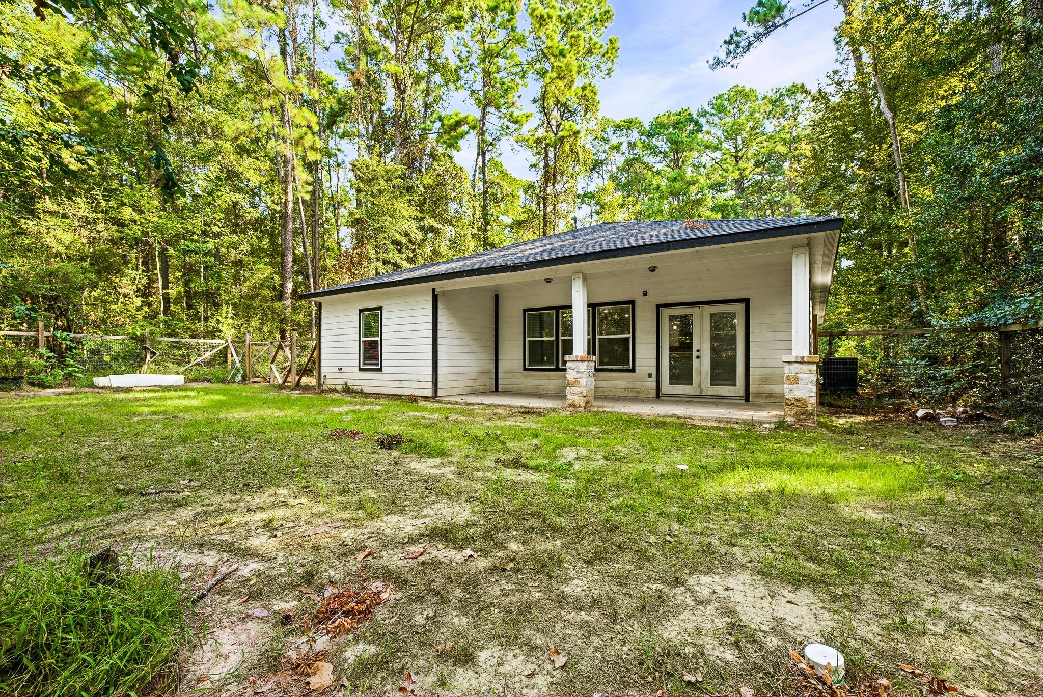 348 Dancing Flame Property Photo 4