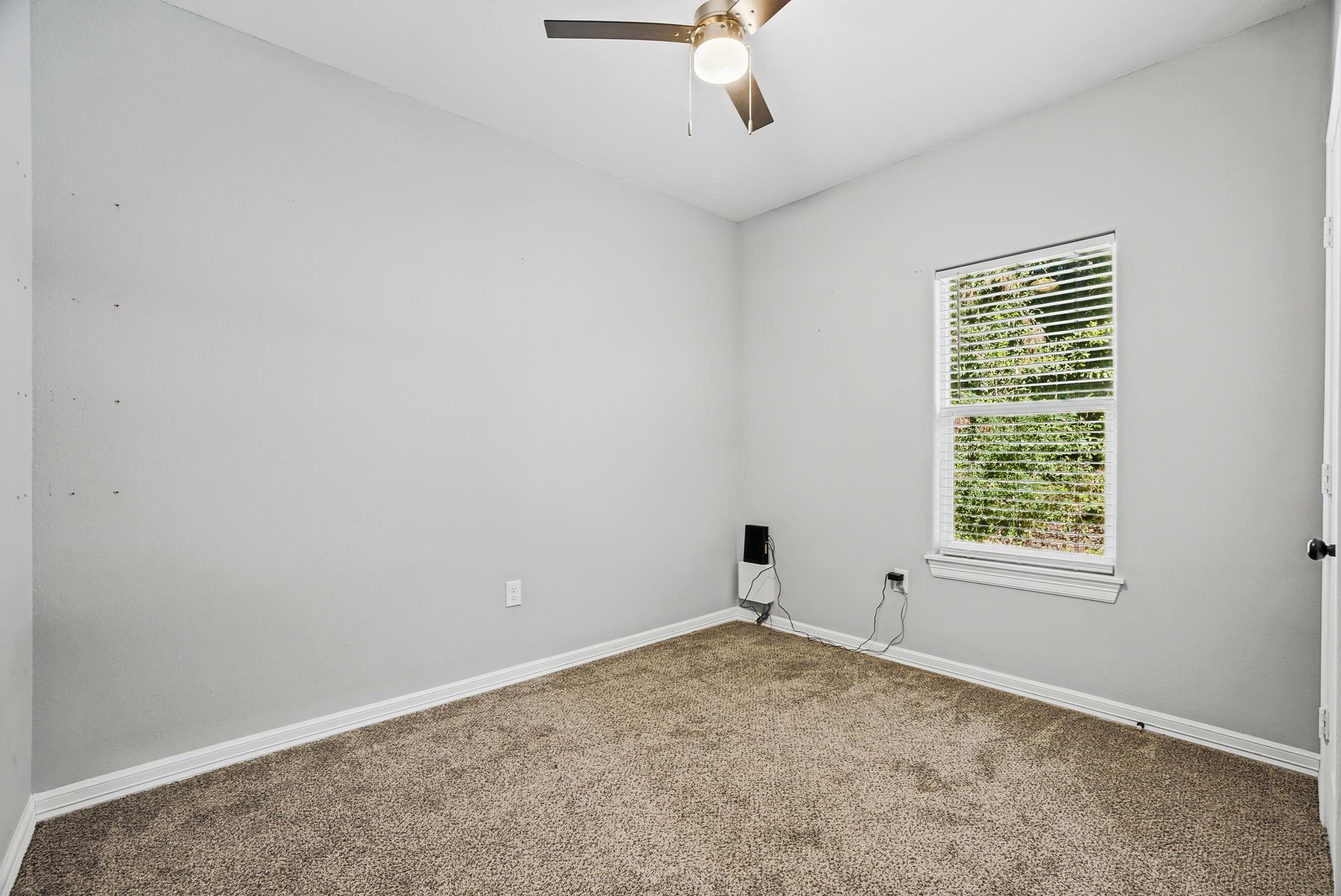 348 Dancing Flame Property Photo 22