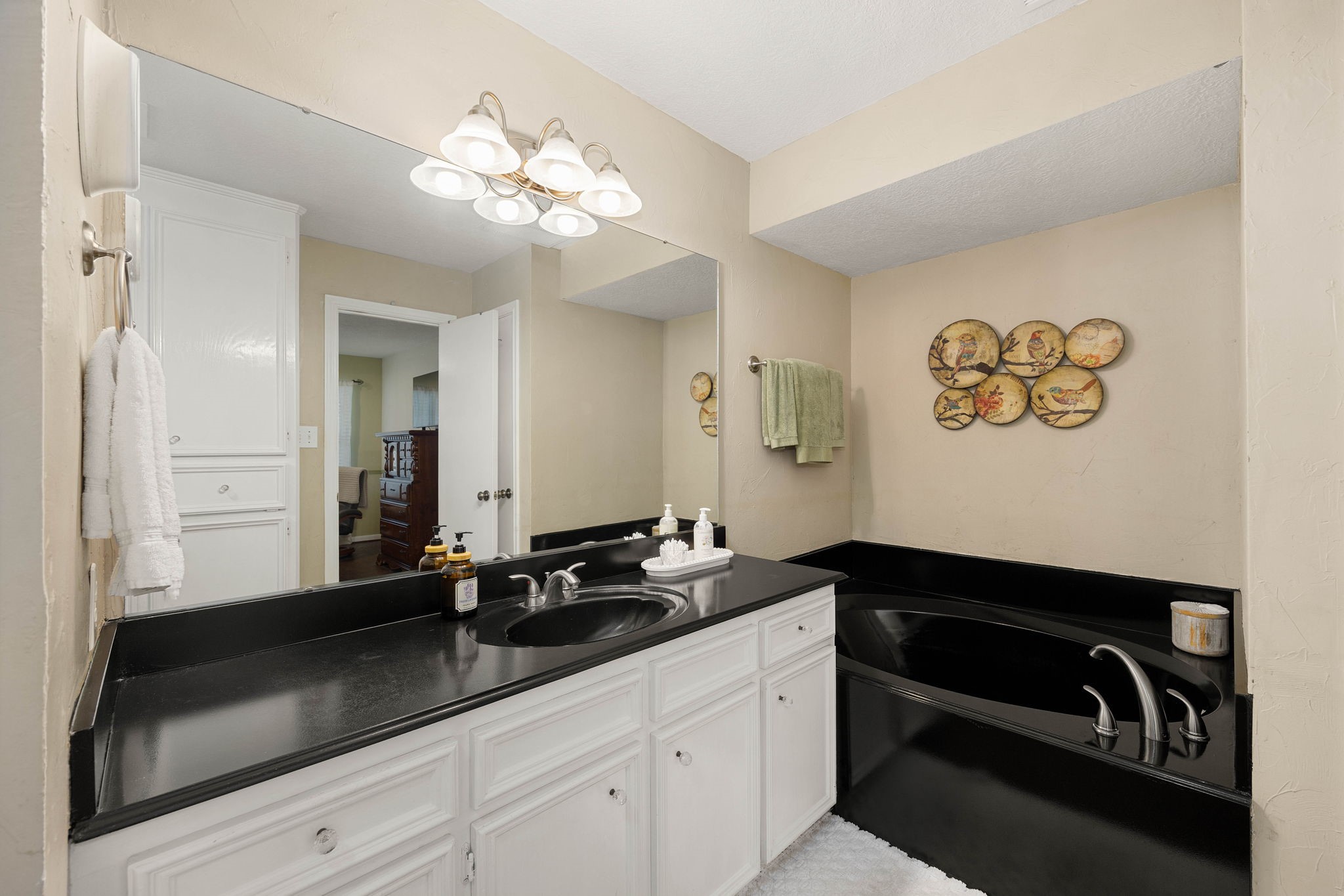 20014 Fernwood Circle Property Photo 24