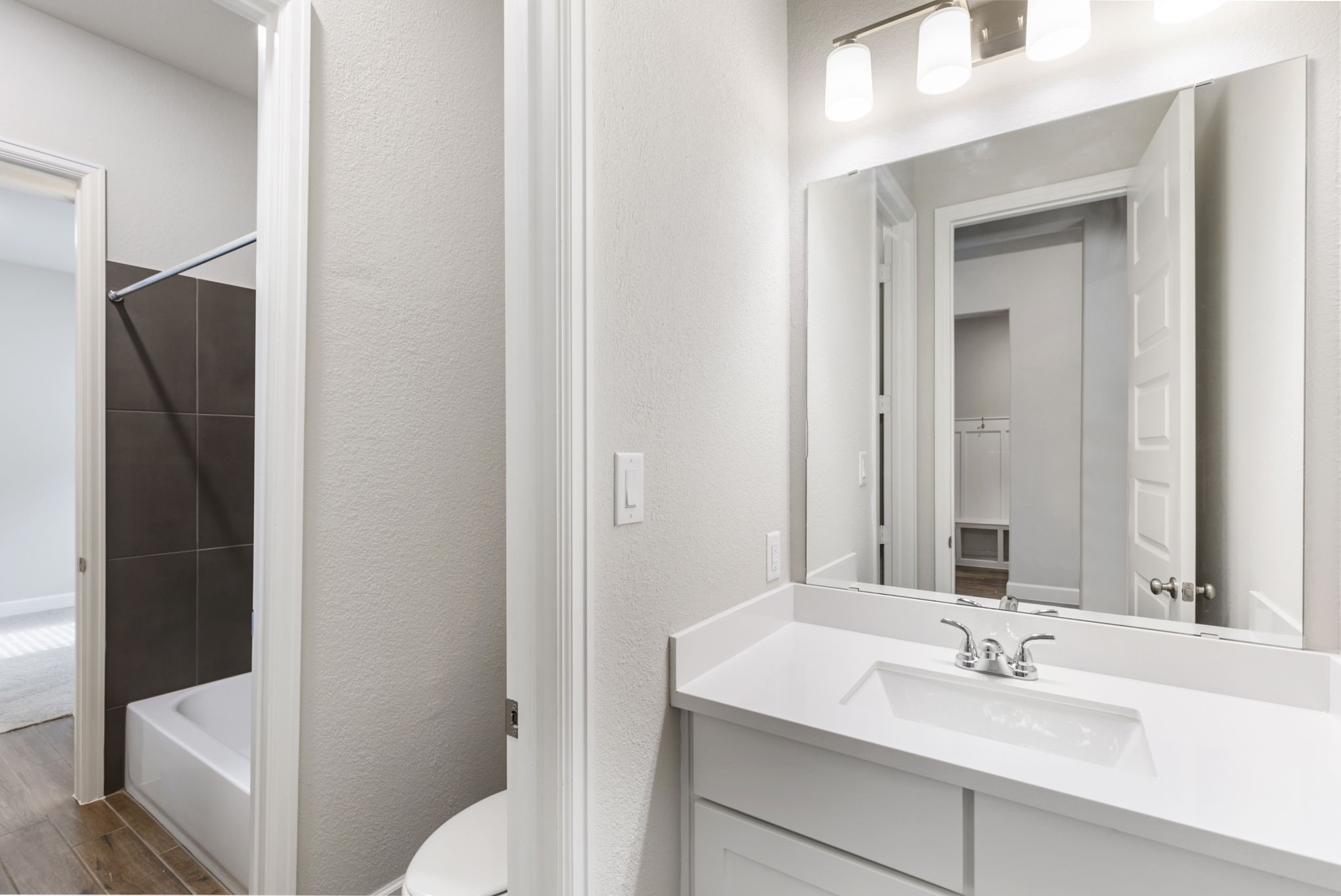 7314 Grandview Meadow Drive Property Photo 13