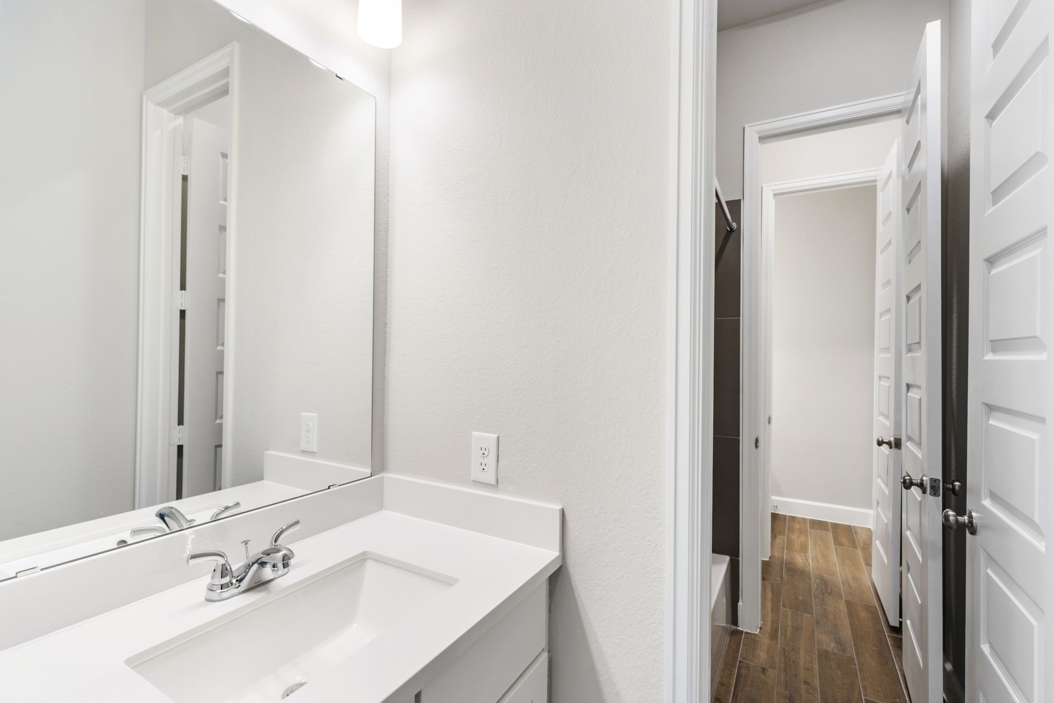 7314 Grandview Meadow Drive Property Photo 14