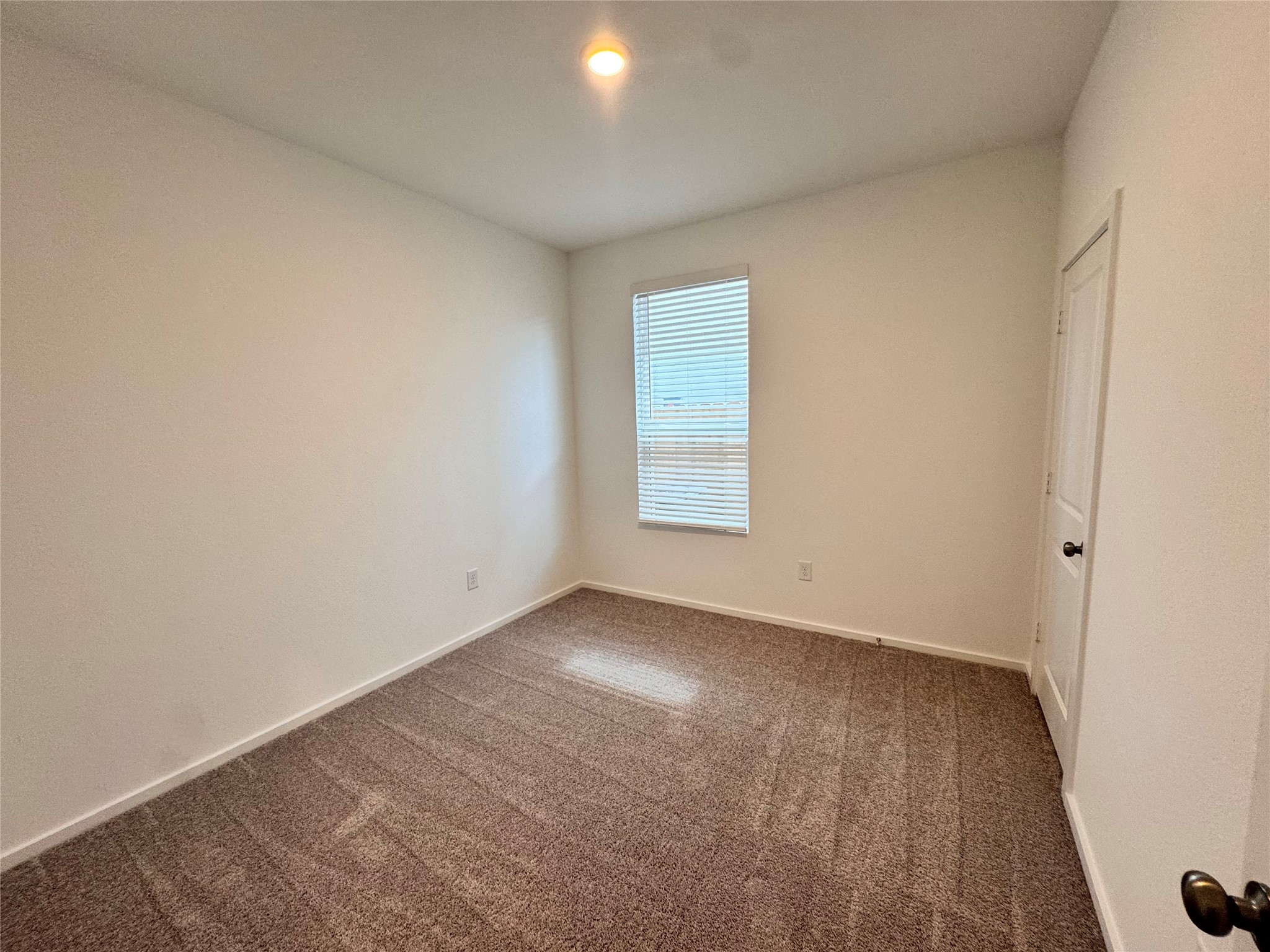 25577 Balsamroot Drive Property Photo 8