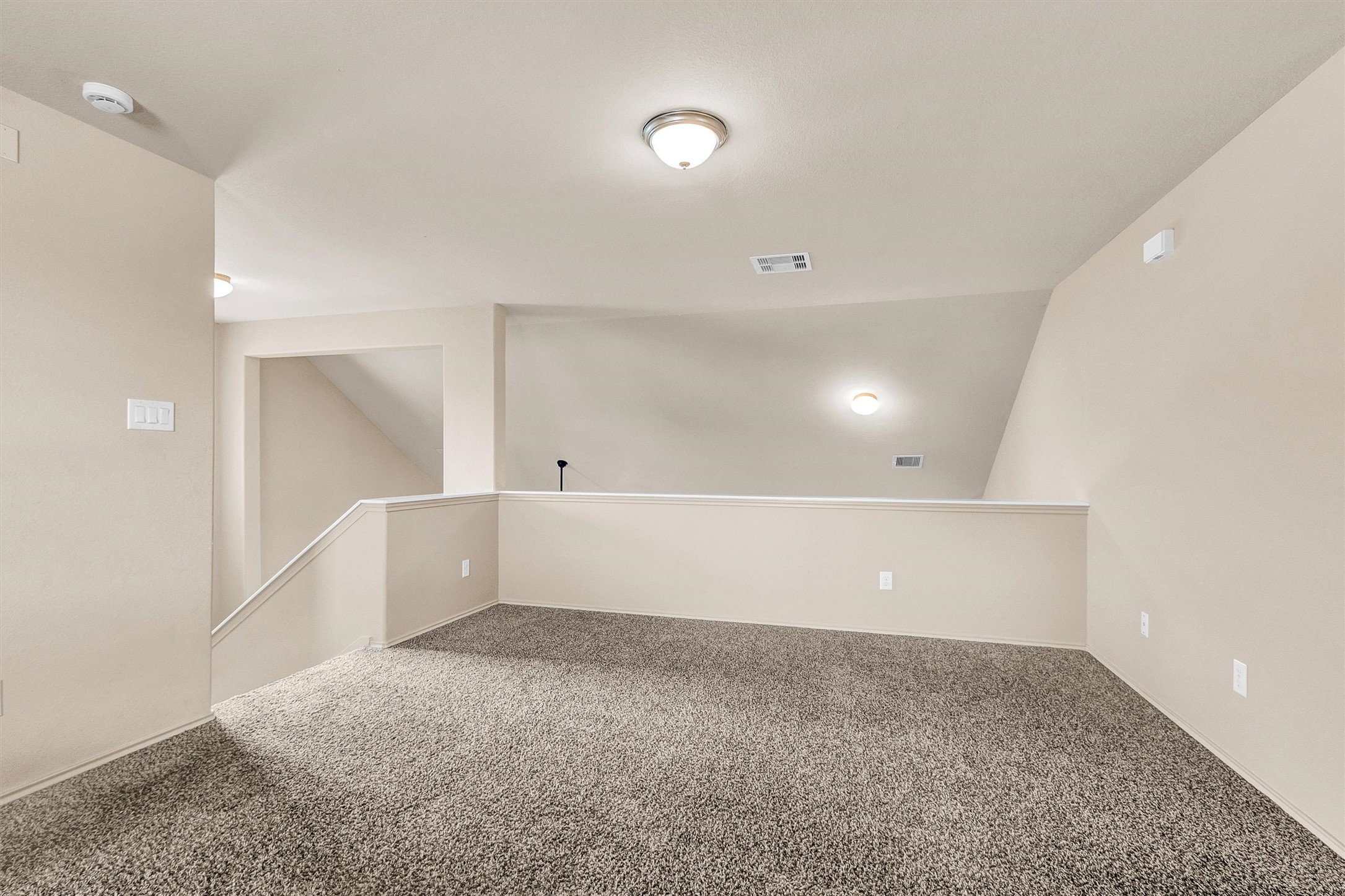 2119 Treasure Mountain Drive Property Photo 20