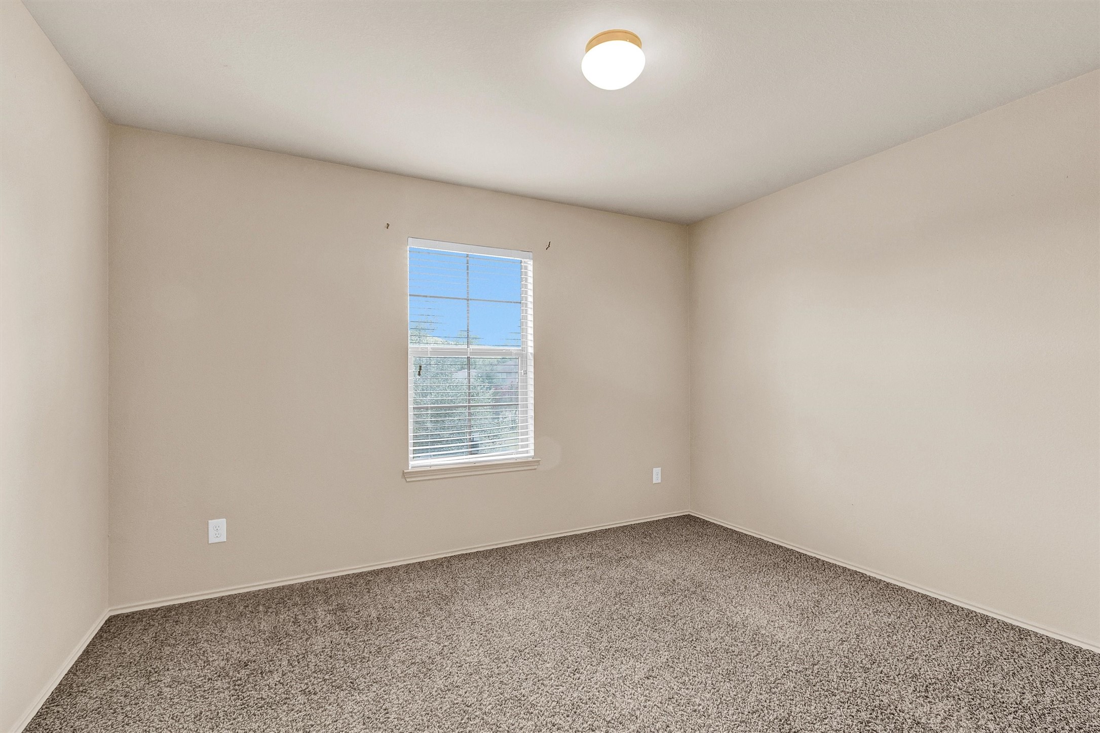 2119 Treasure Mountain Drive Property Photo 26