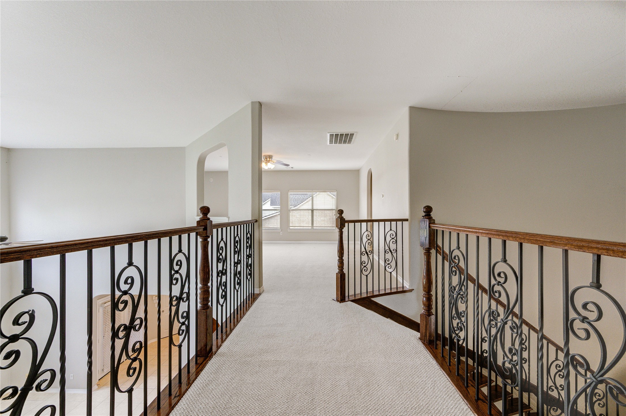 3819 Rivermoss Lane Property Photo 6