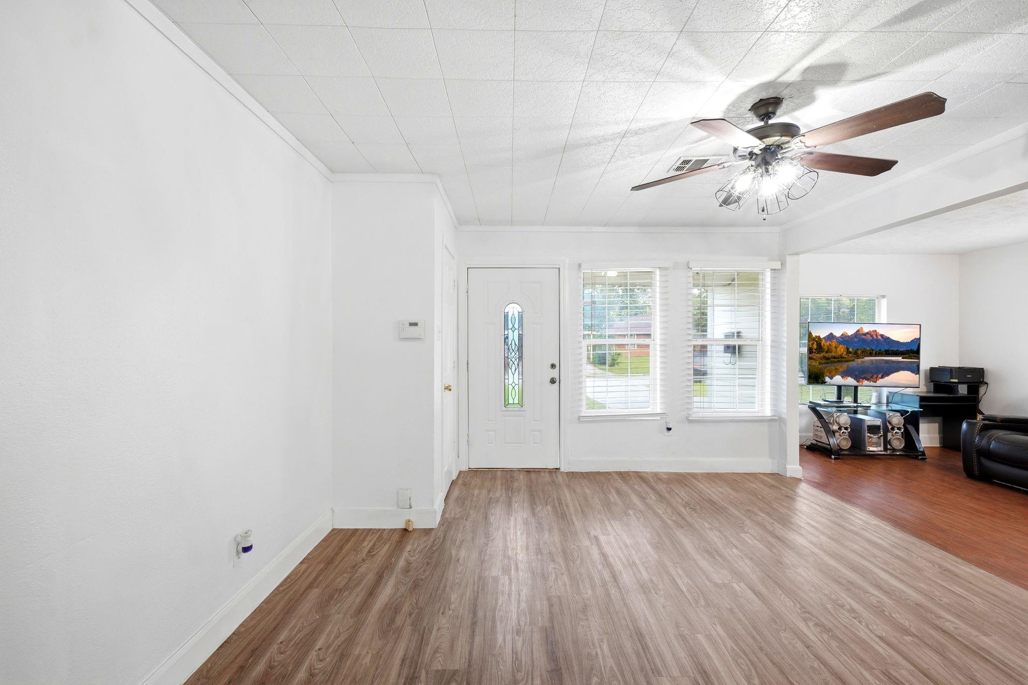 1310 Loper Street, Houston Tx 77017 Property Photo 3