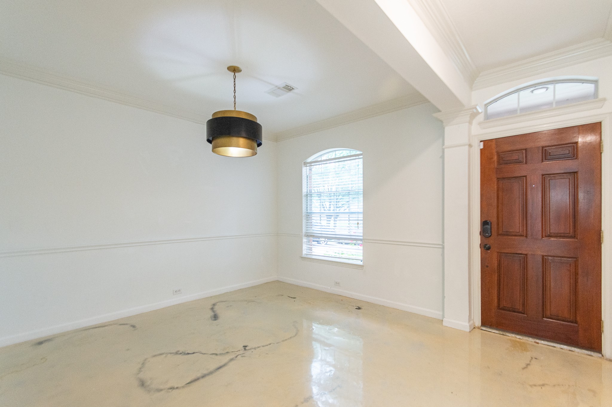 2403 Old River Lane Property Photo 3