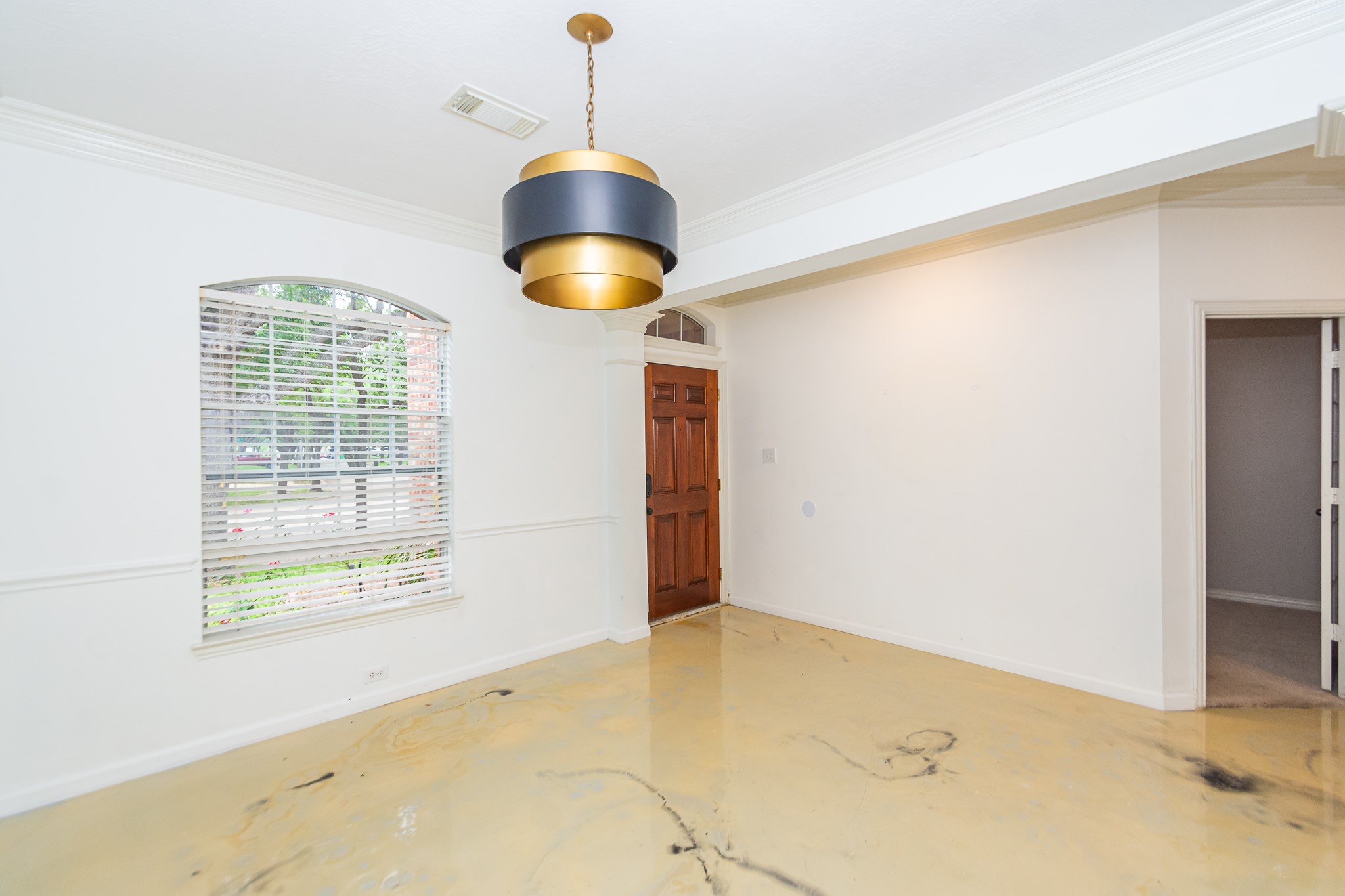 2403 Old River Lane Property Photo 5