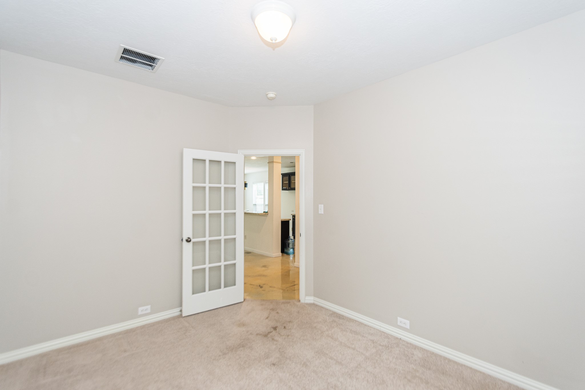 2403 Old River Lane Property Photo 6