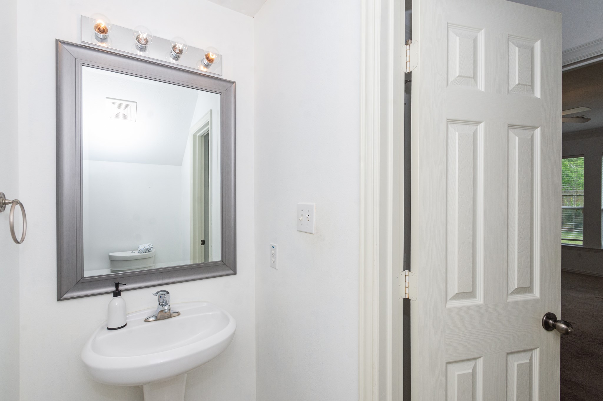 2403 Old River Lane Property Photo 22