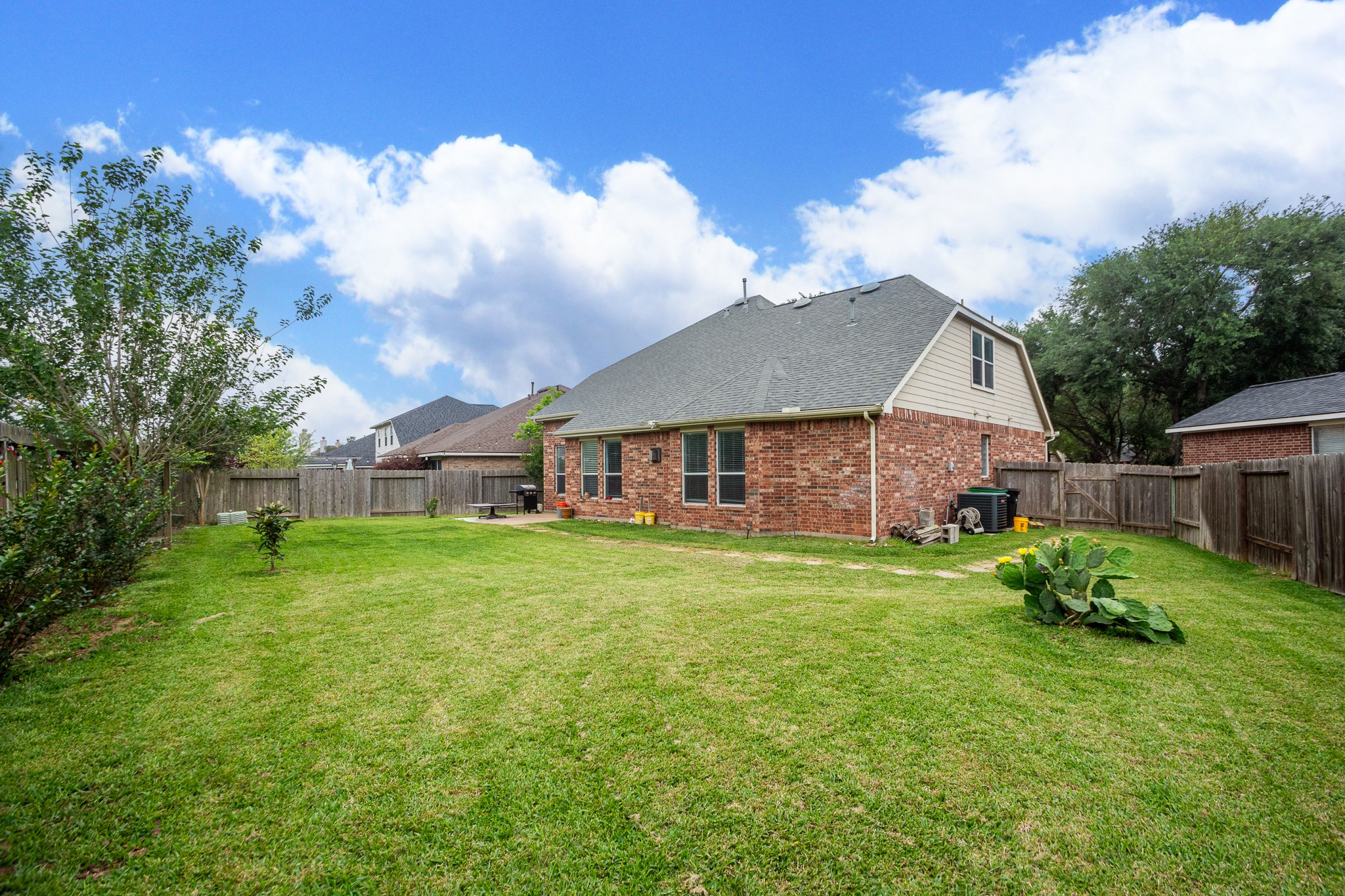 2403 Old River Lane Property Photo 44