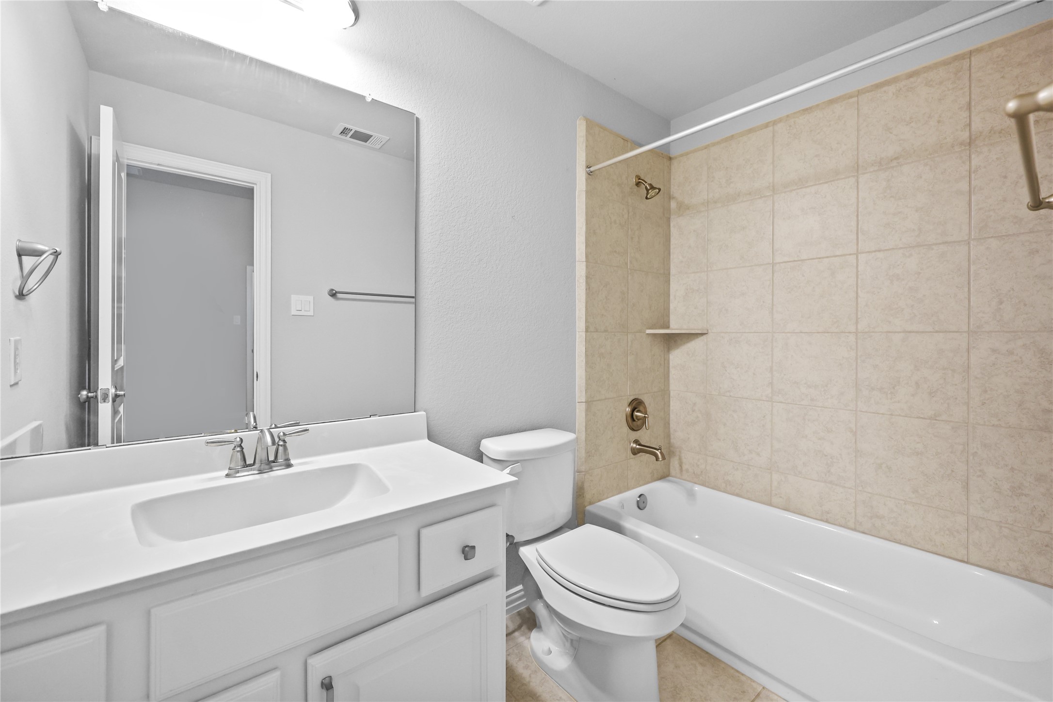 706 Suncatcher Circle Property Photo 20