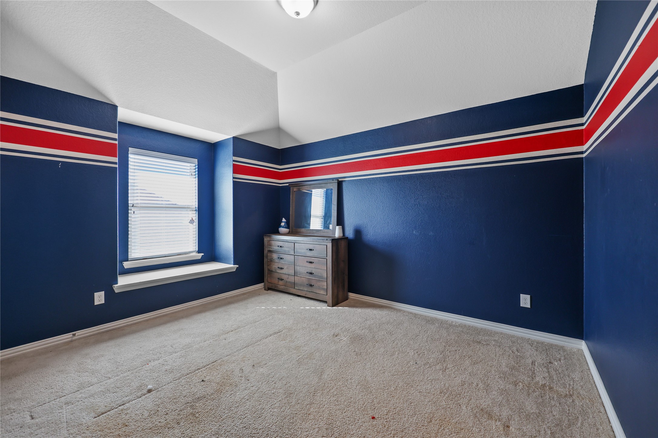 706 Suncatcher Circle Property Photo 25