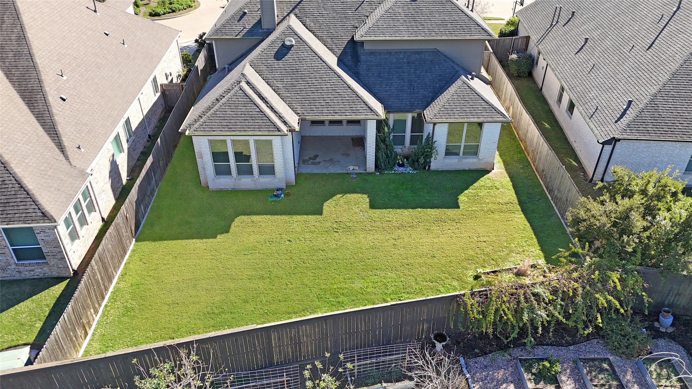 706 Suncatcher Circle Property Photo 30