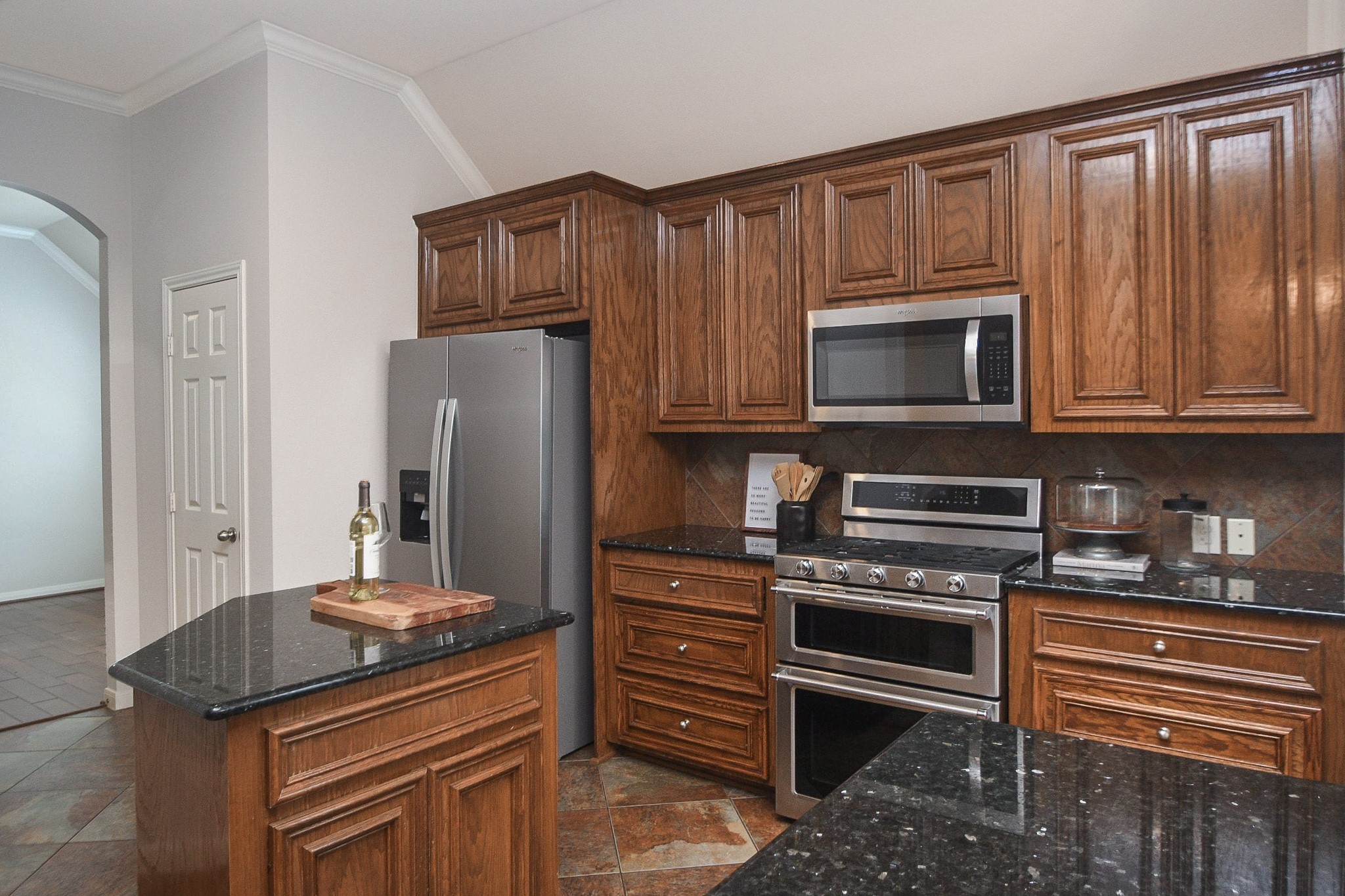 2502 Quiet Lake Court Property Photo 7