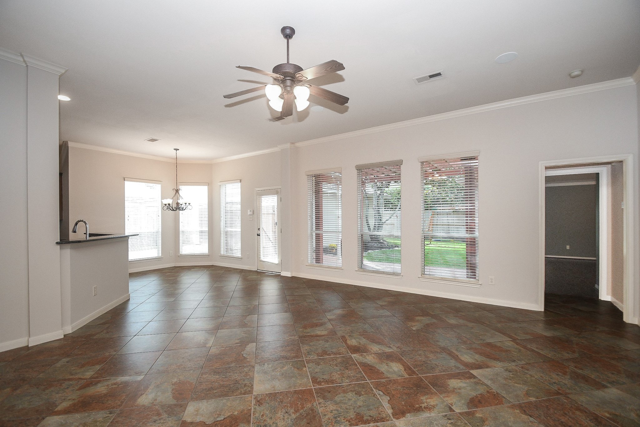 2502 Quiet Lake Court Property Photo 13