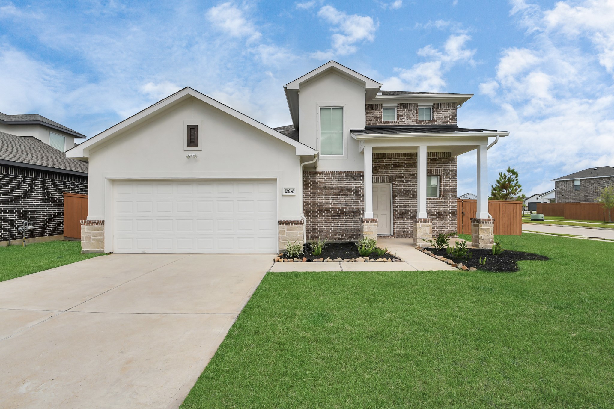 10630 Cascade Creek Drive Property Photo 1