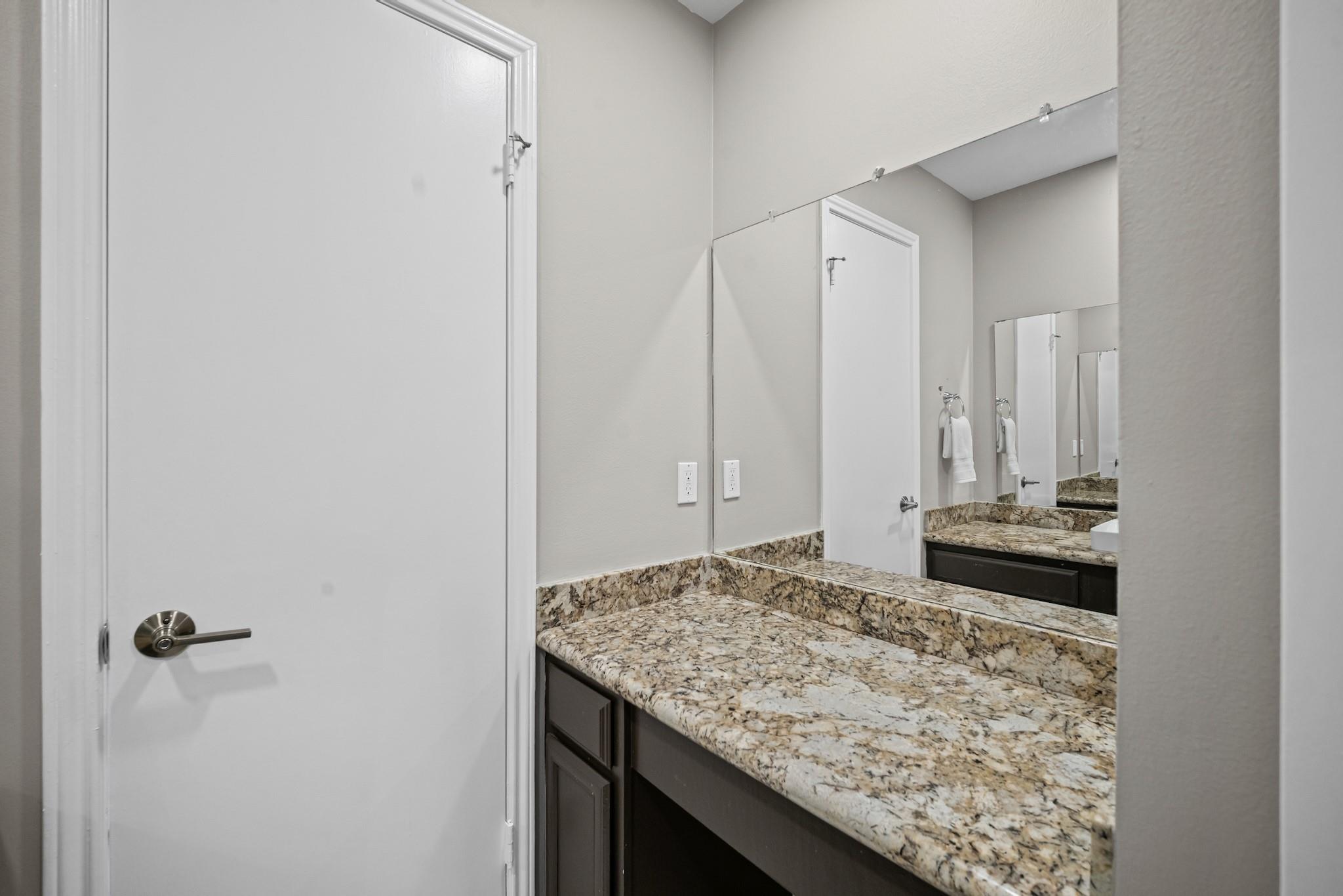 4219 W Alabama Street, Houston Tx 77027 Property Photo 38