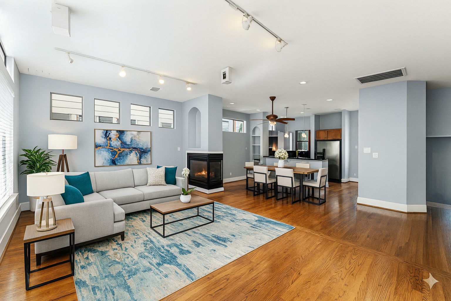 408 Parker Street Property Photo 2