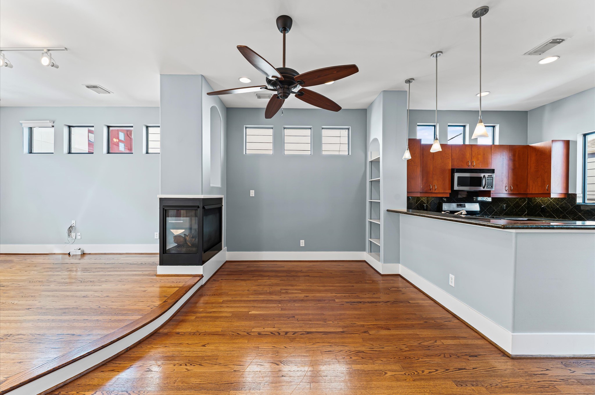 408 Parker Street Property Photo 17