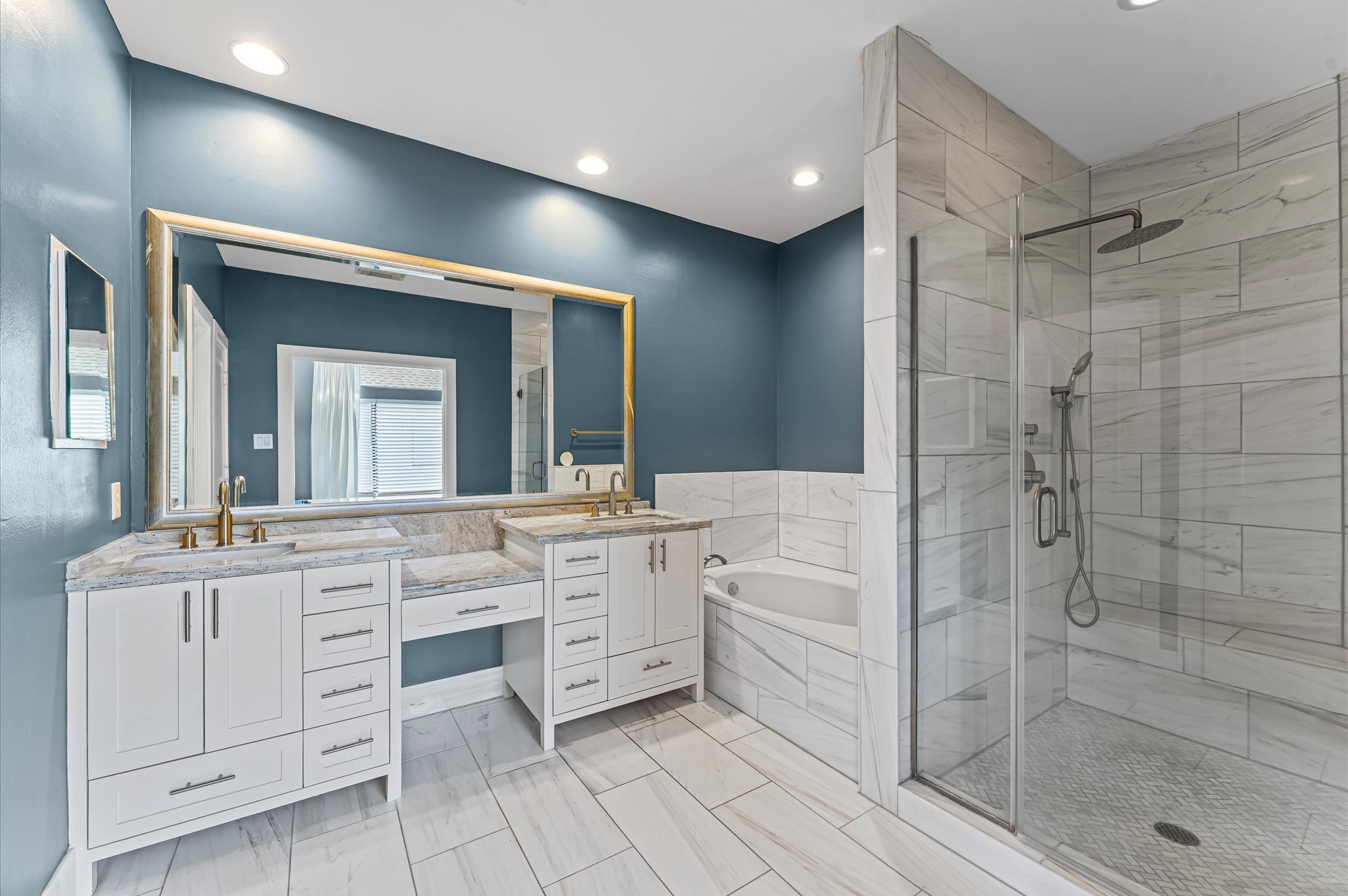 408 Parker Street Property Photo 34