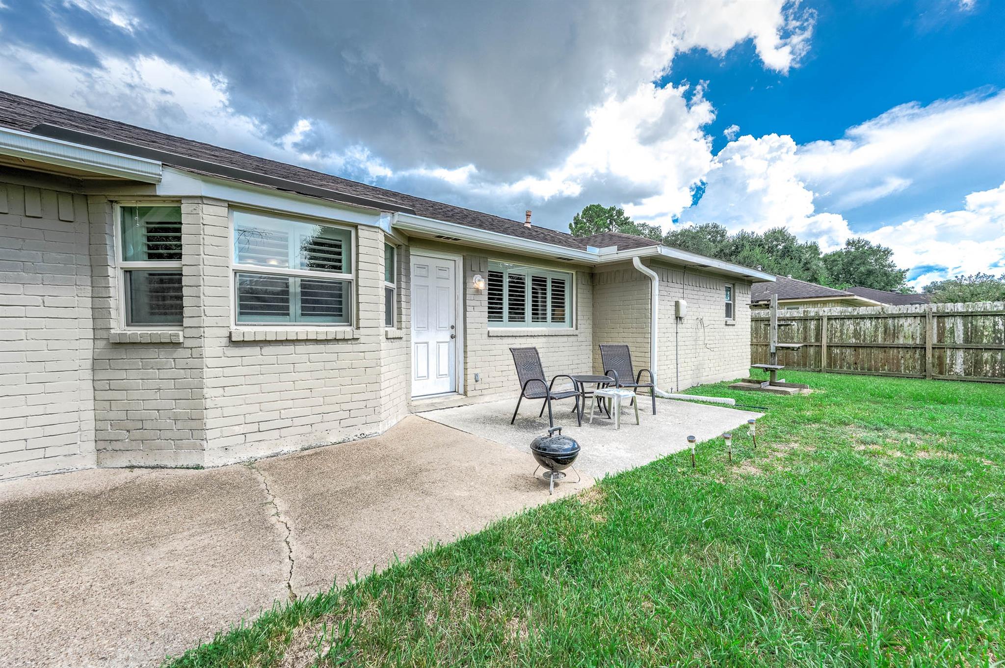 11411 Marrs Drive, Houston Tx 77065 Property Photo 2
