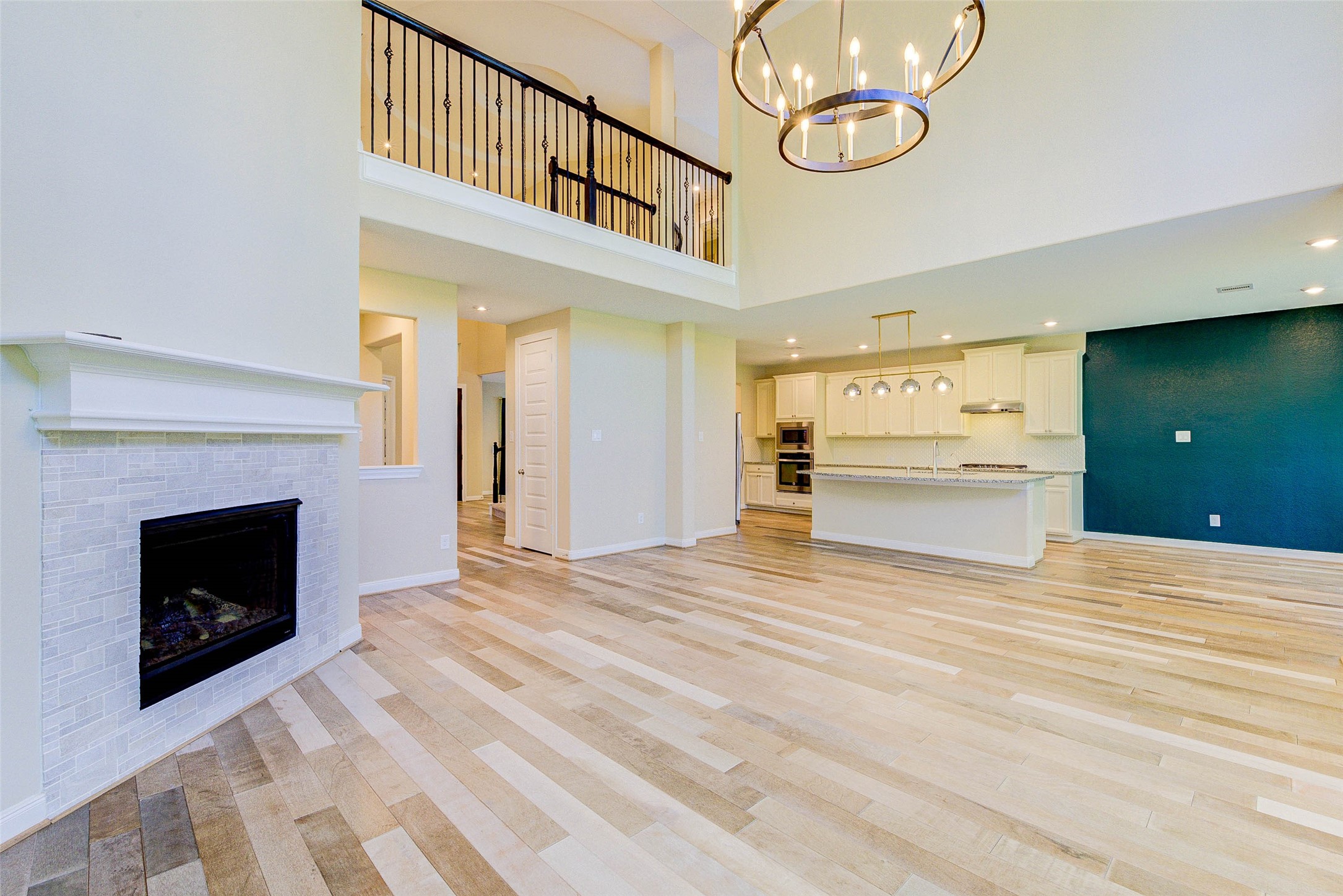4022 Steep Woods Drive Property Photo 11