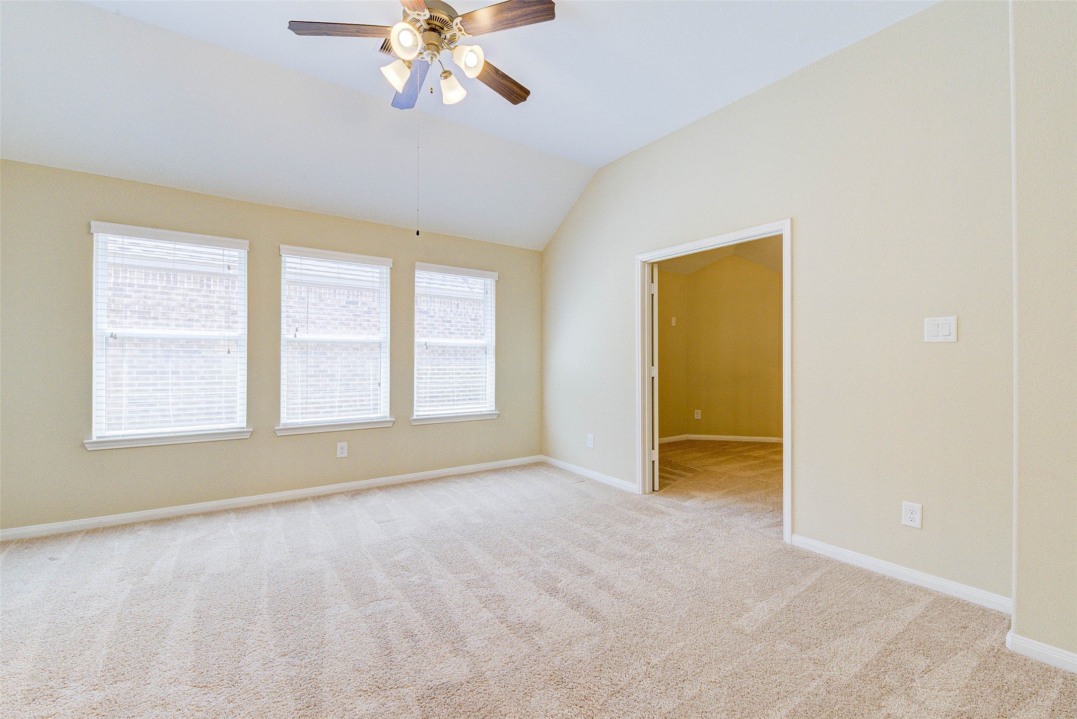 4022 Steep Woods Drive Property Photo 22