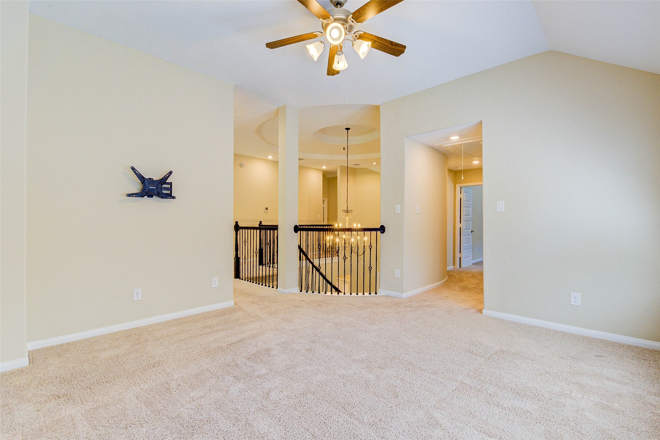 4022 Steep Woods Drive Property Photo 23