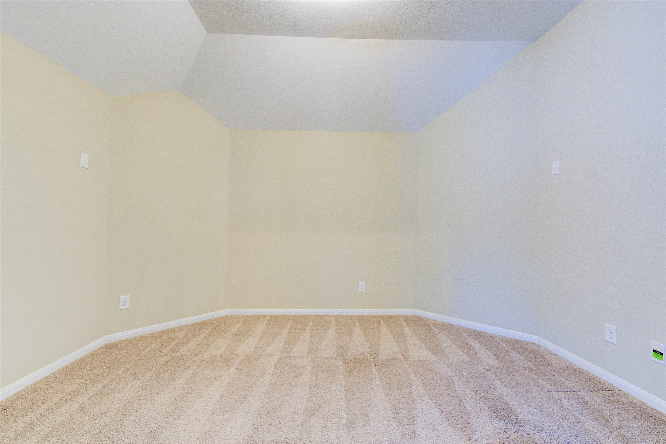 4022 Steep Woods Drive Property Photo 24