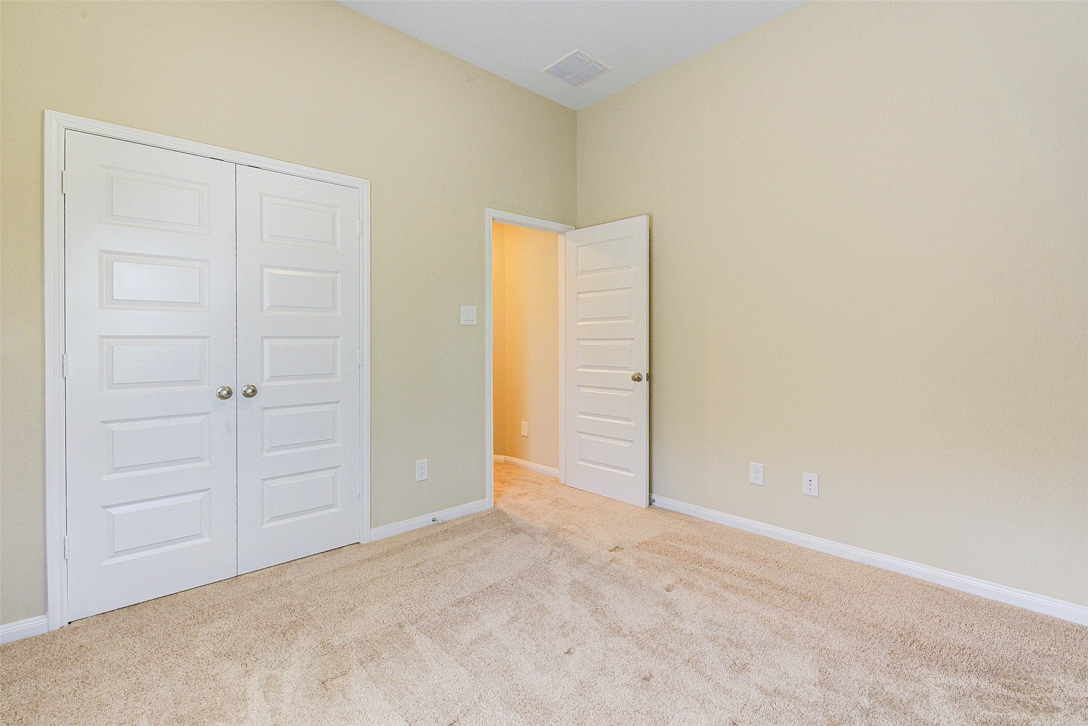 4022 Steep Woods Drive Property Photo 28