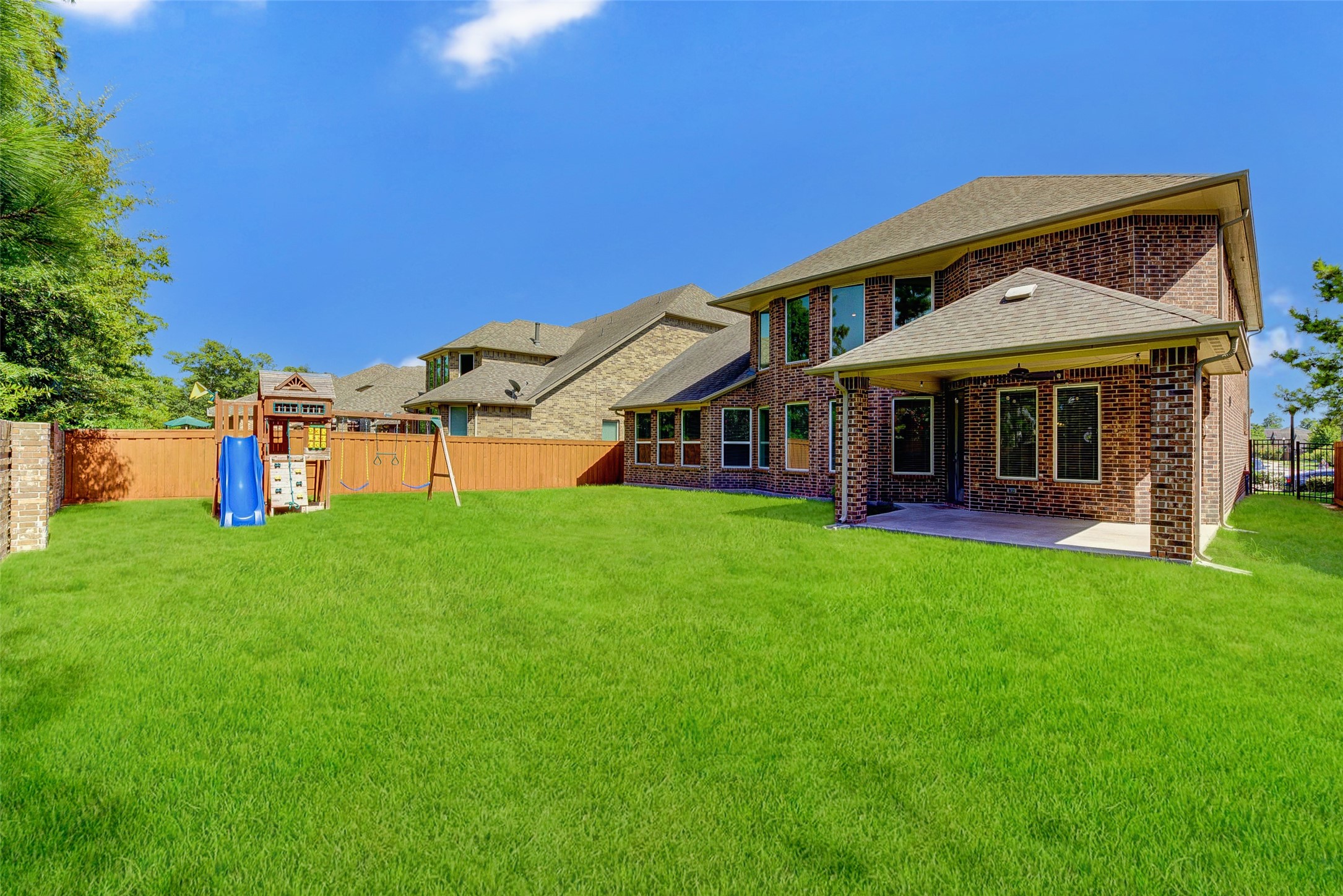 4022 Steep Woods Drive Property Photo 39