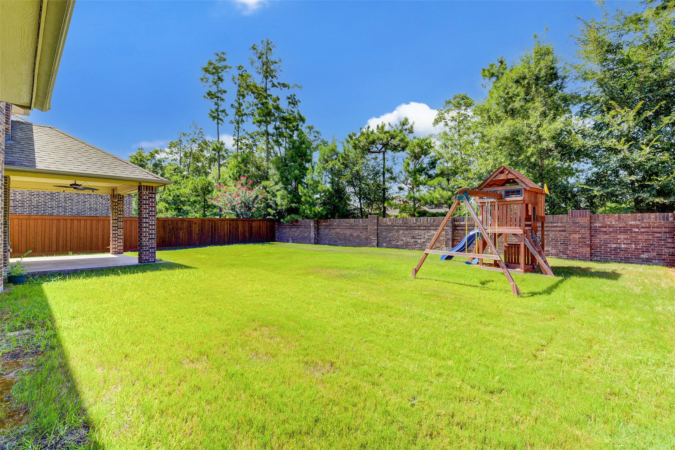 4022 Steep Woods Drive Property Photo 43