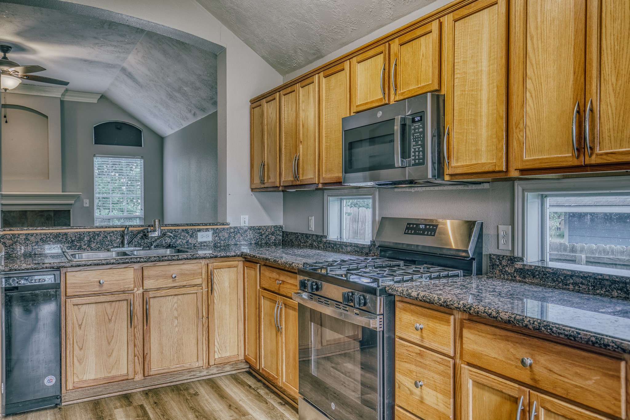 1707 Weaver Street Property Photo 7