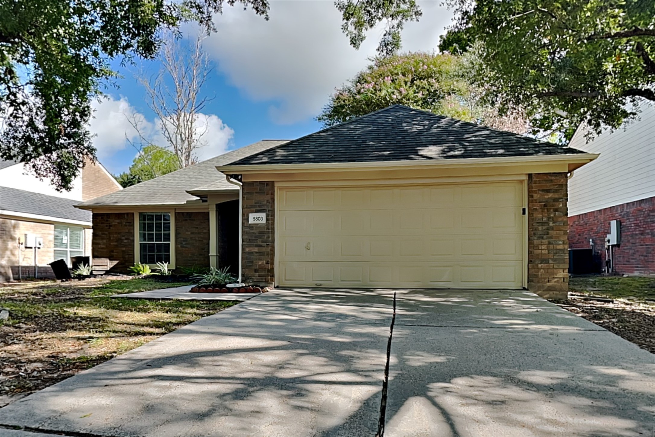 5803 Forest Timbers Drive Property Photo 1