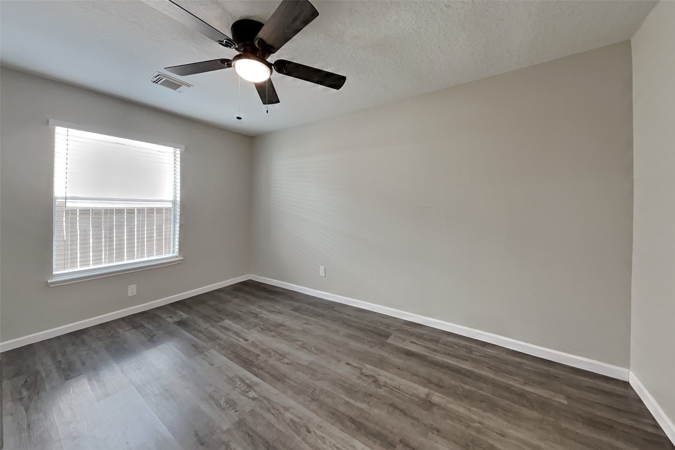 5803 Forest Timbers Drive Property Photo 12