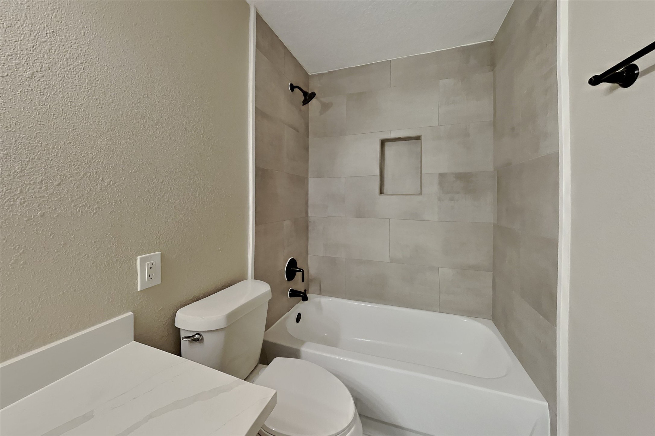 5803 Forest Timbers Drive Property Photo 17