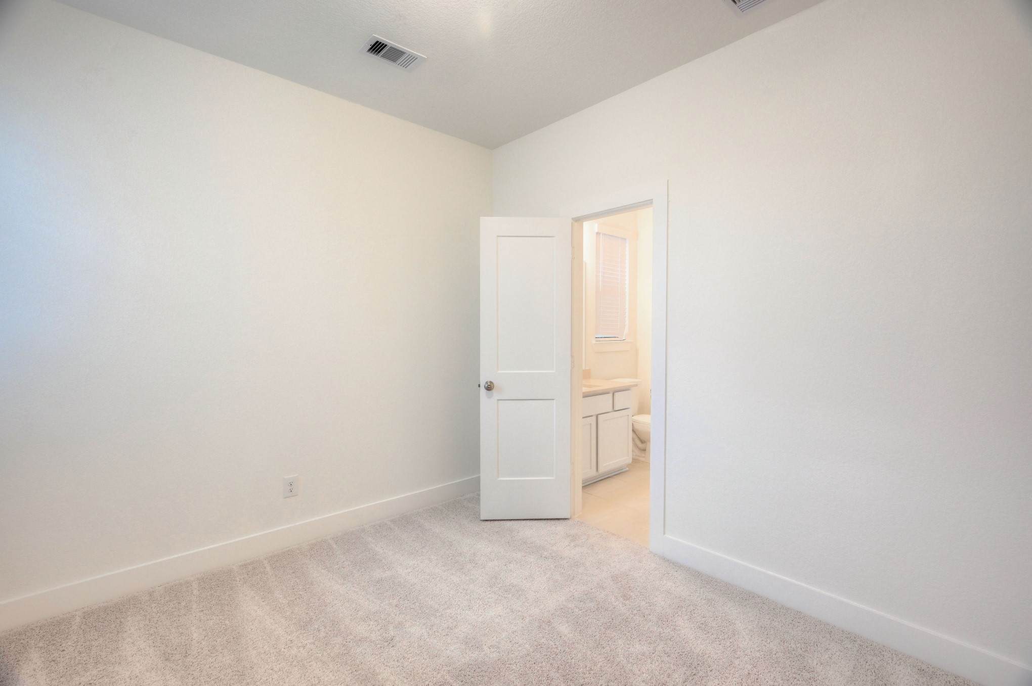 1535 Crystal Stream Drive Property Photo 30