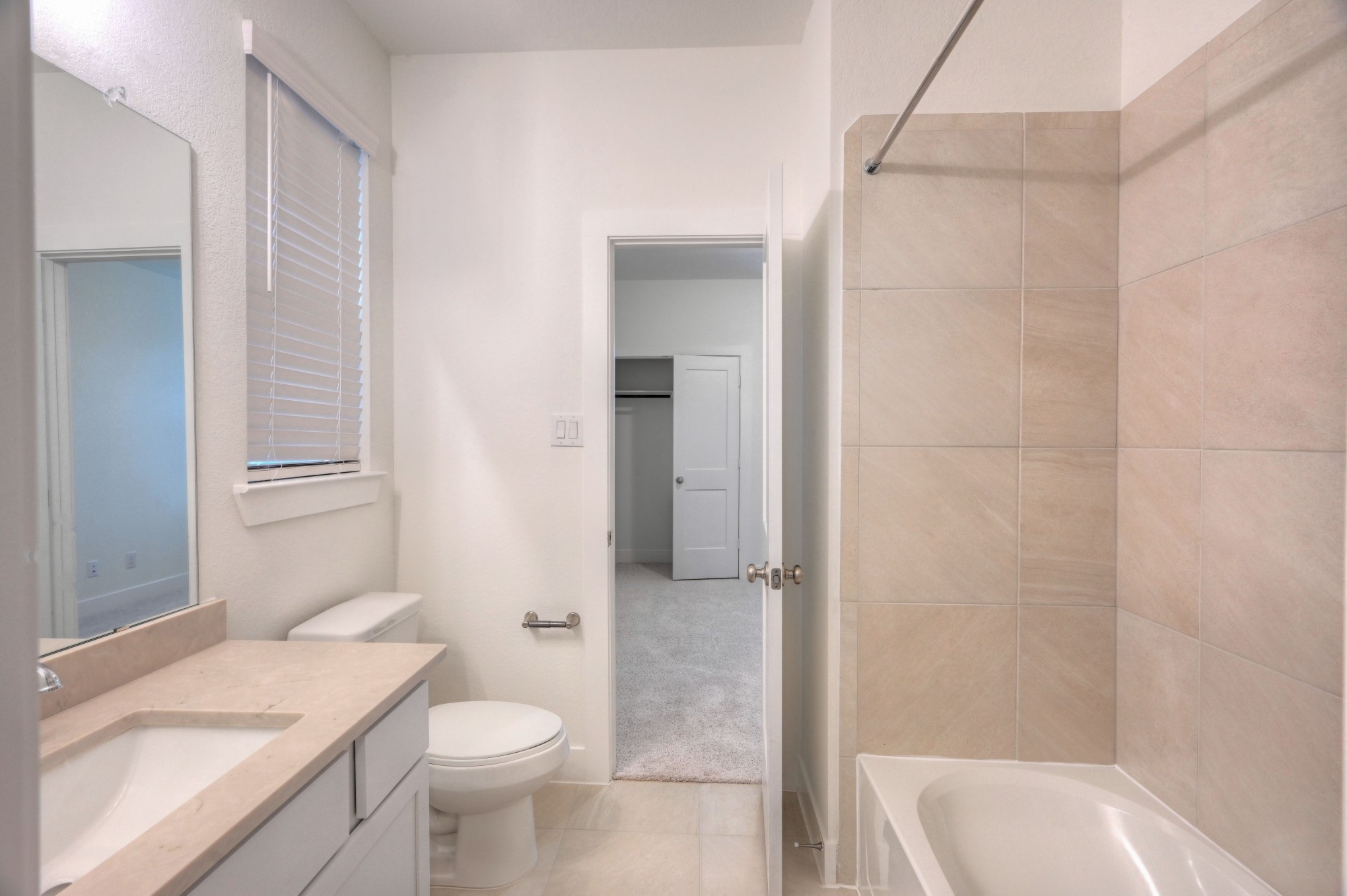 1535 Crystal Stream Drive Property Photo 31
