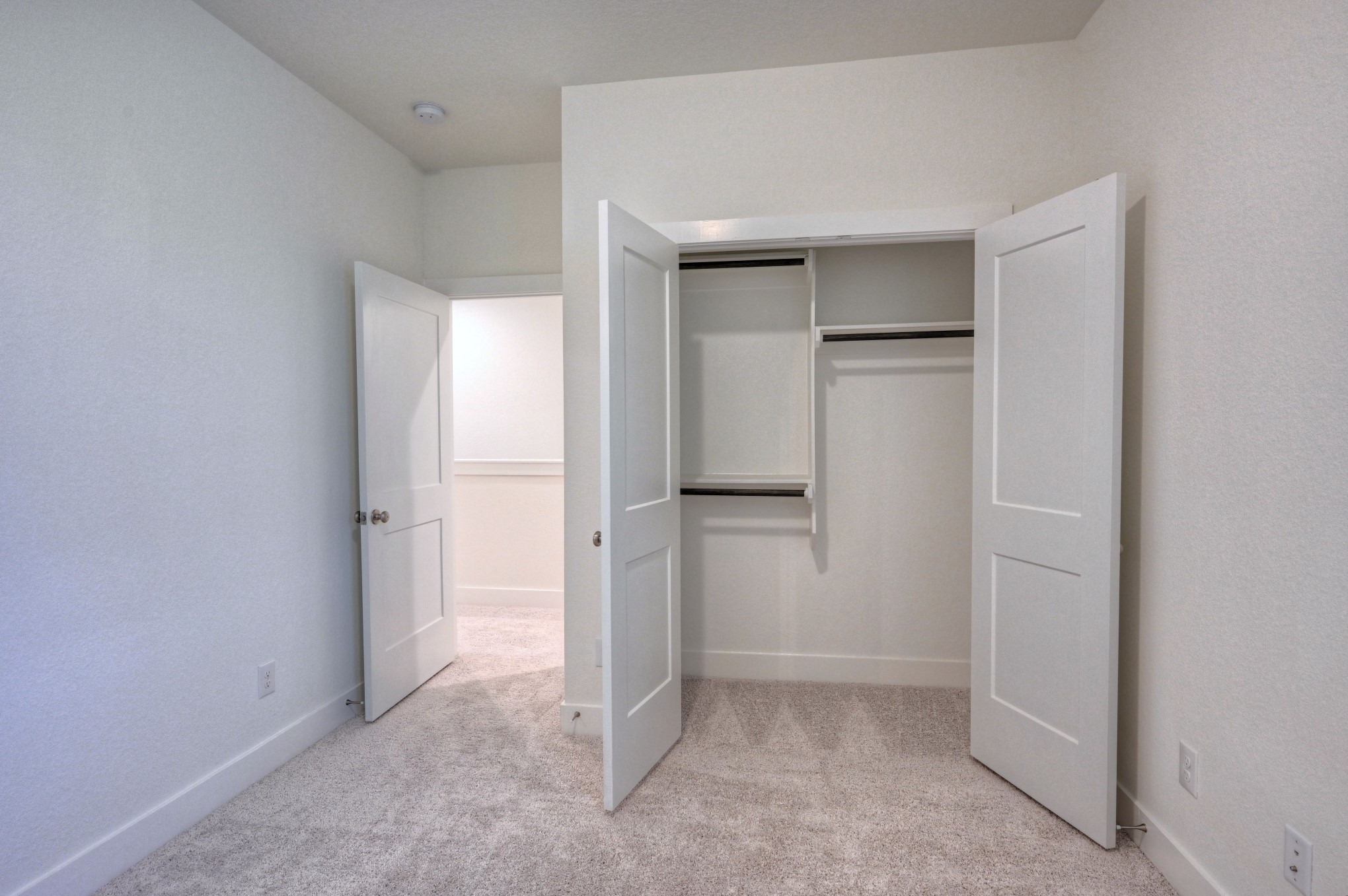 1535 Crystal Stream Drive Property Photo 32