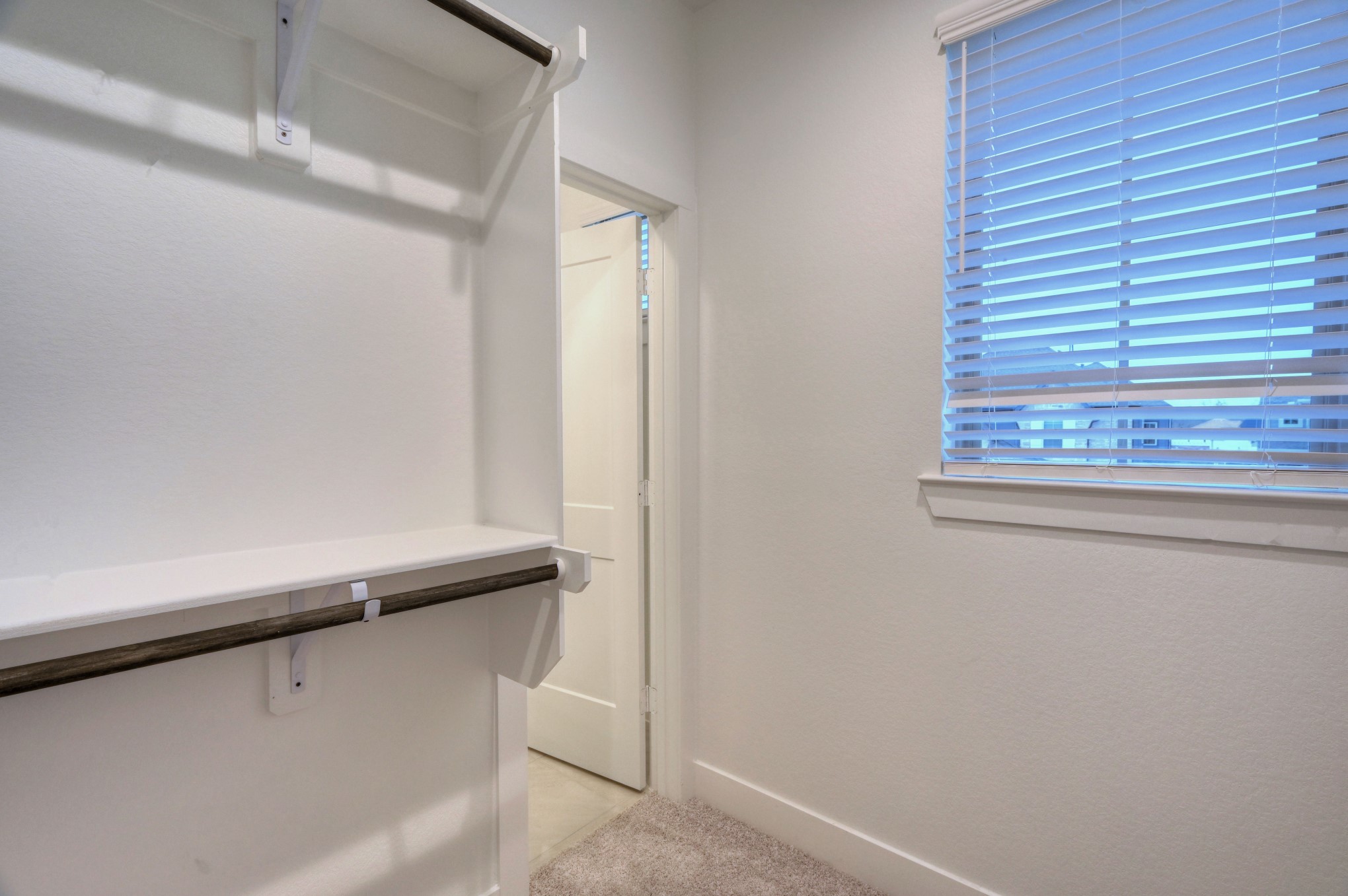 1535 Crystal Stream Drive Property Photo 39
