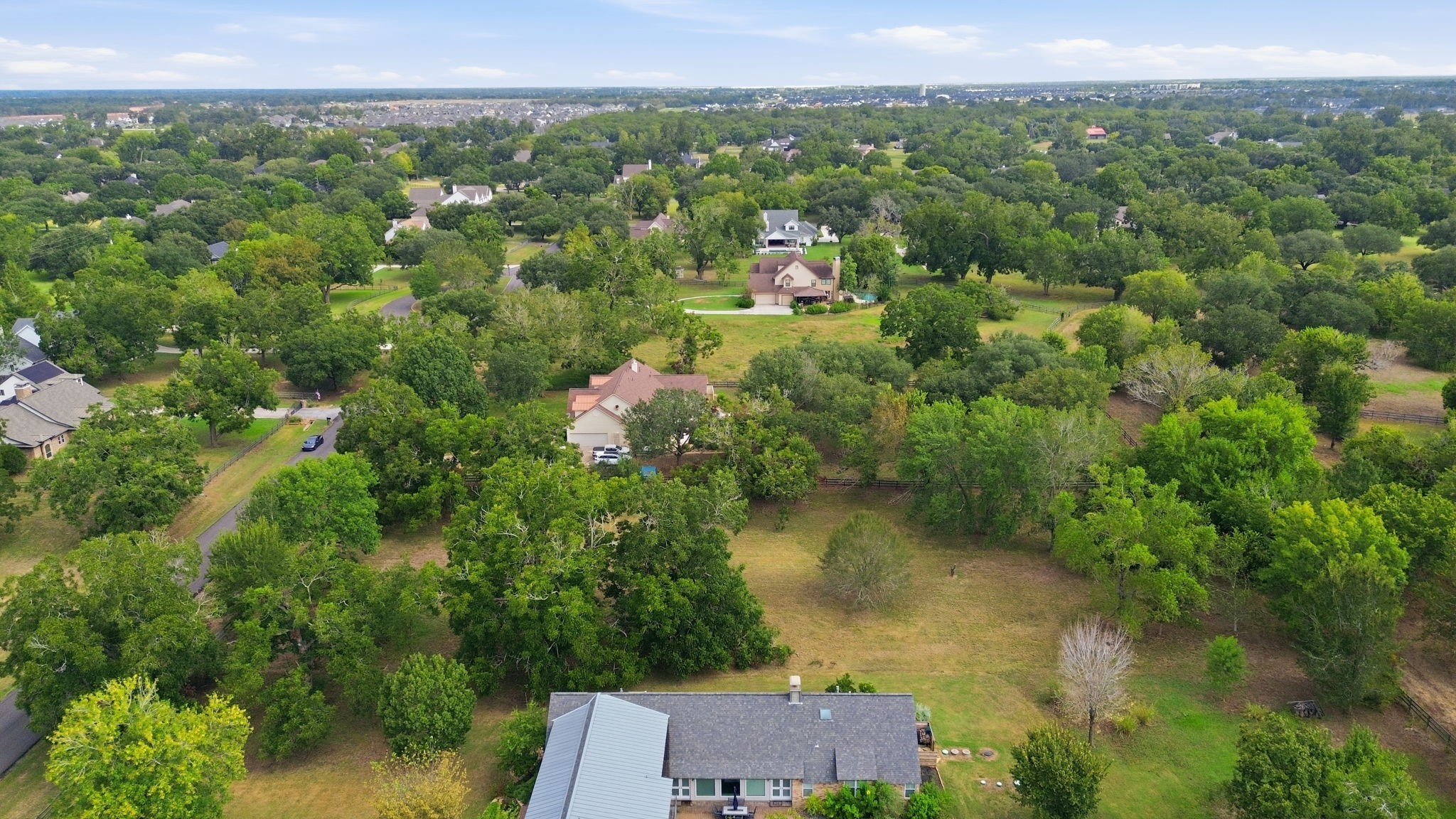 5310 Harris Woods Trace Property Photo 6