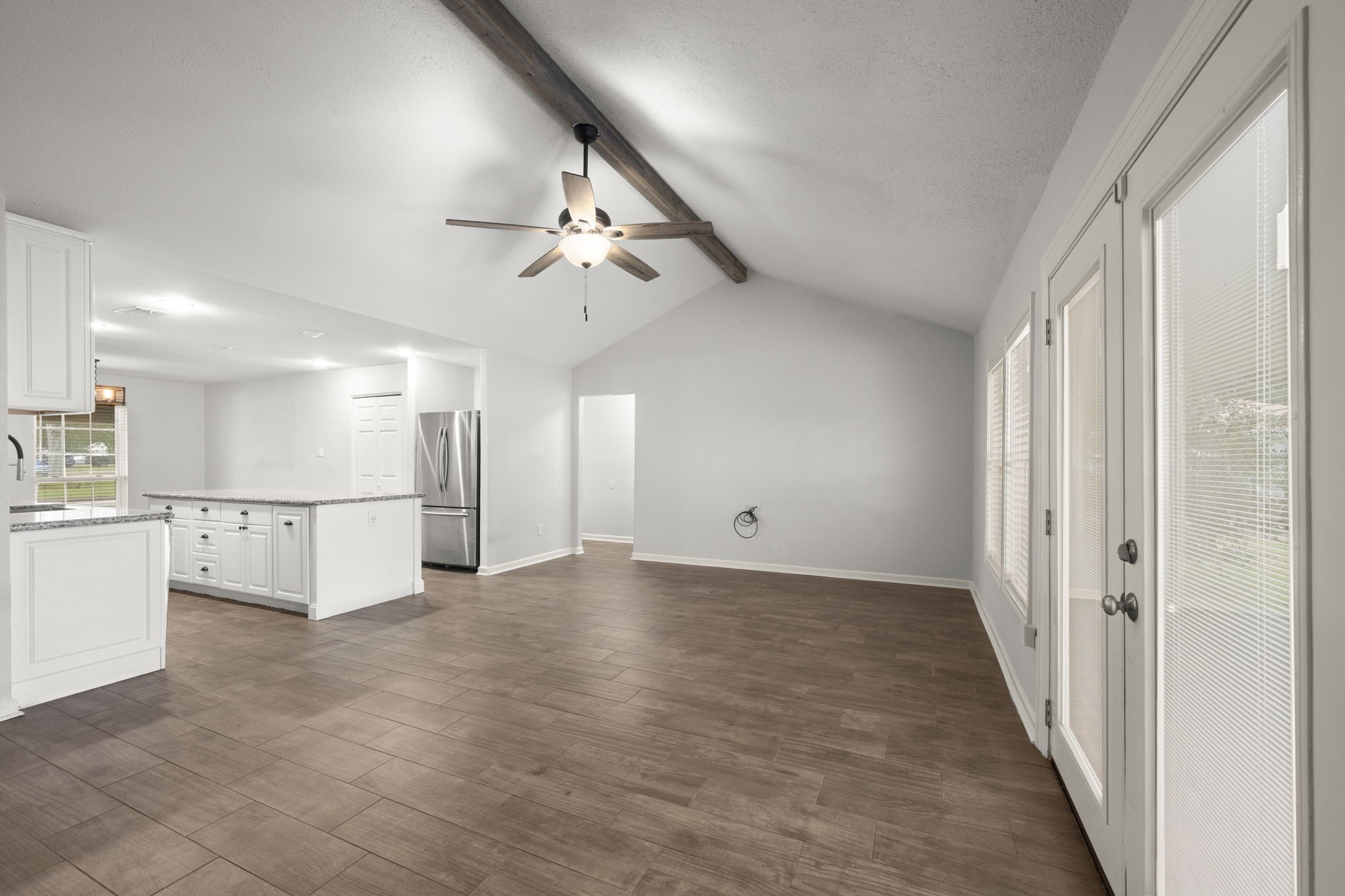 2909 Livingston Drive Property Photo 13