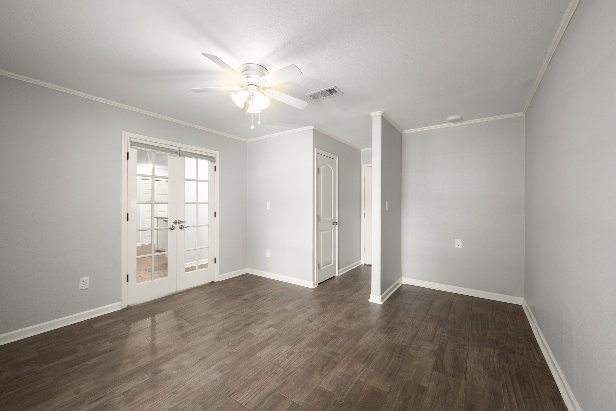 2909 Livingston Drive Property Photo 19