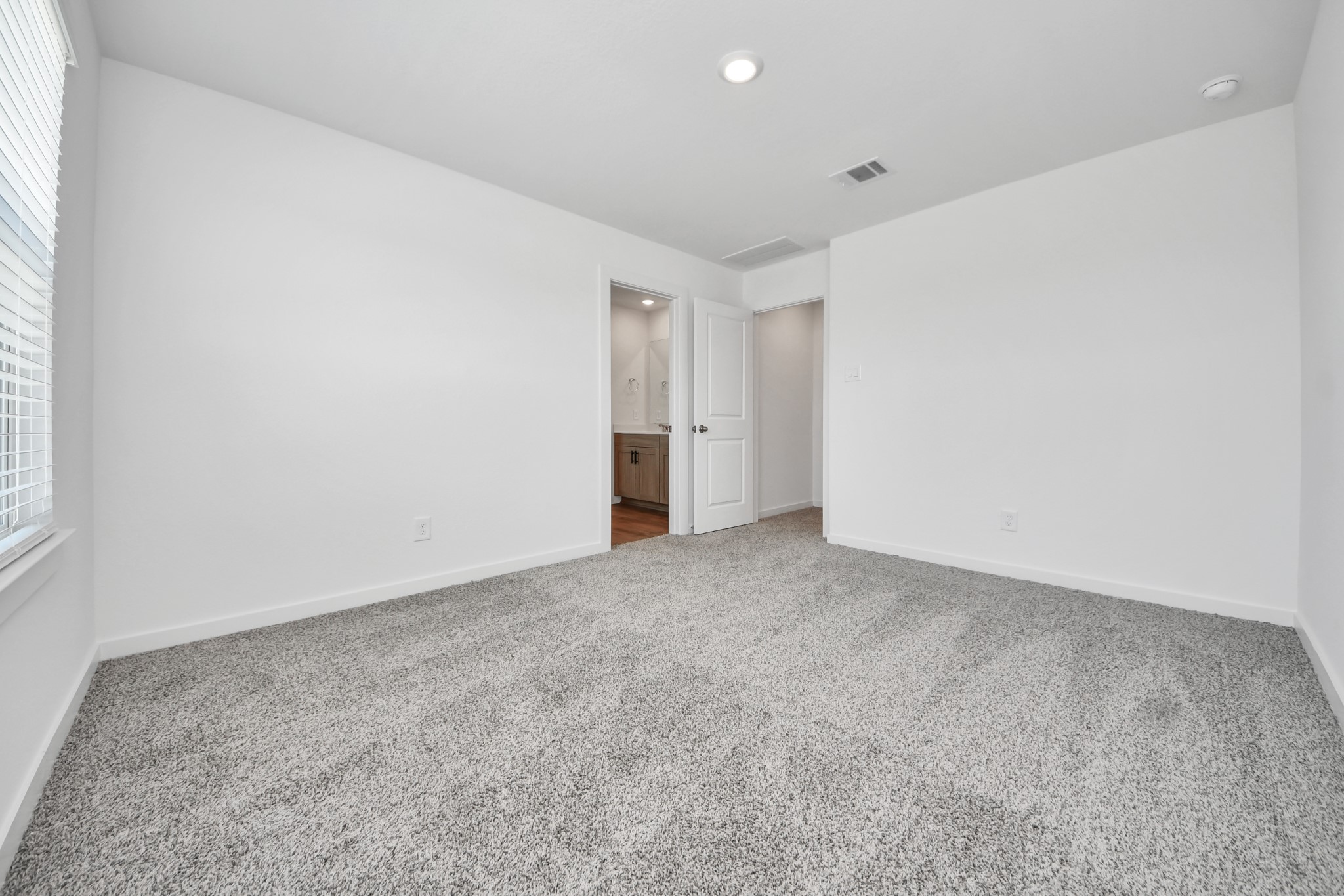 1930 Olivos Street Property Photo 28