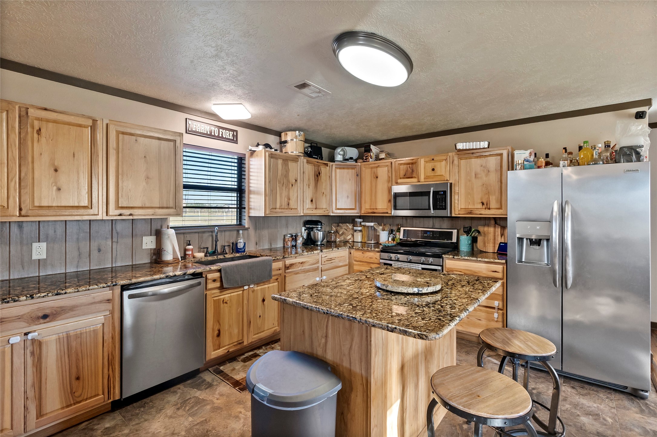 26759 Highway 90 N Property Photo 12