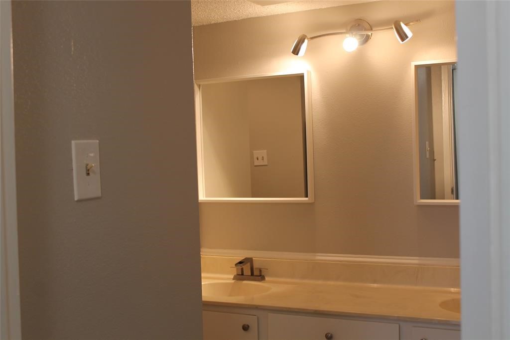10049 Westpark Drive 168 Property Photo 26