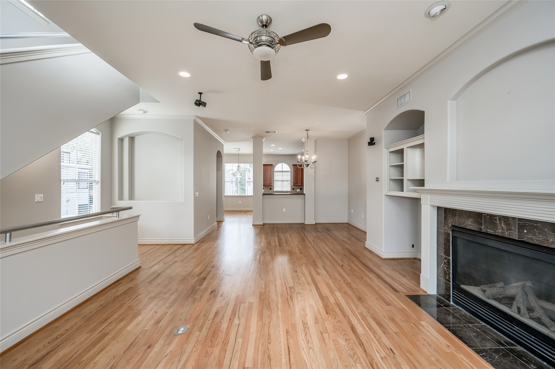 315 Sandman Street Property Photo 27