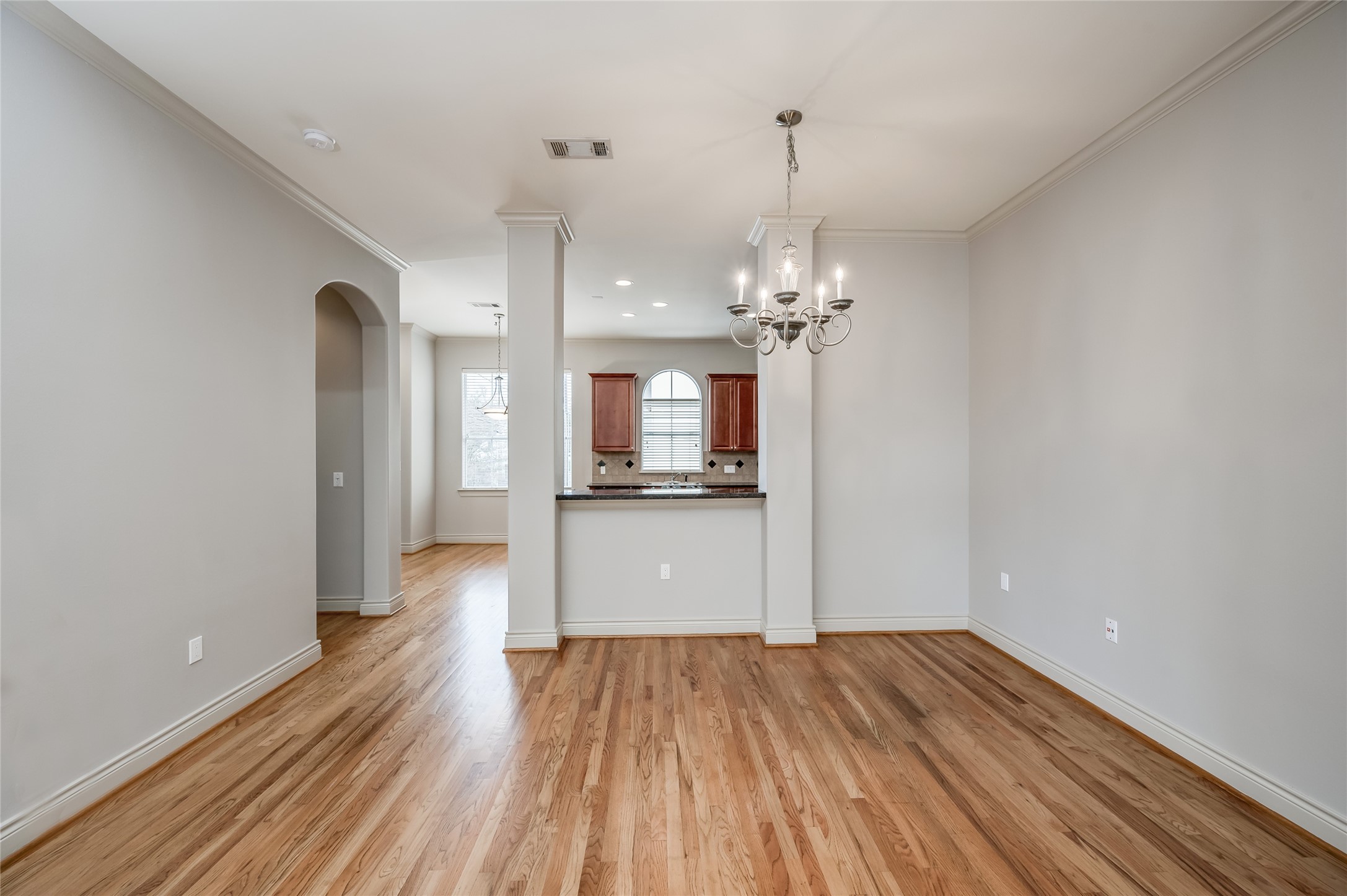 315 Sandman Street Property Photo 28